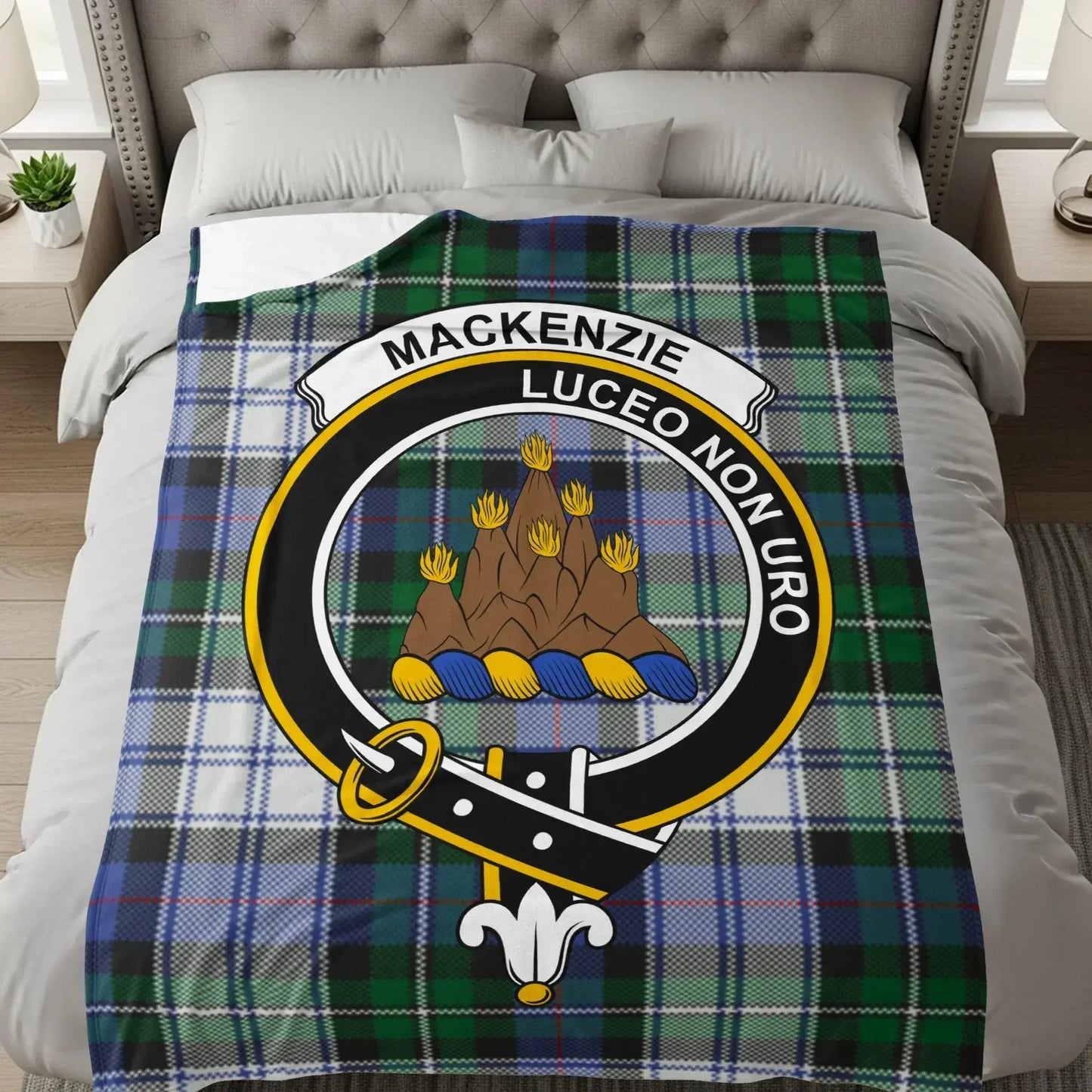Mackenzie Luceo Non Uro Crest Emblem Blanket product