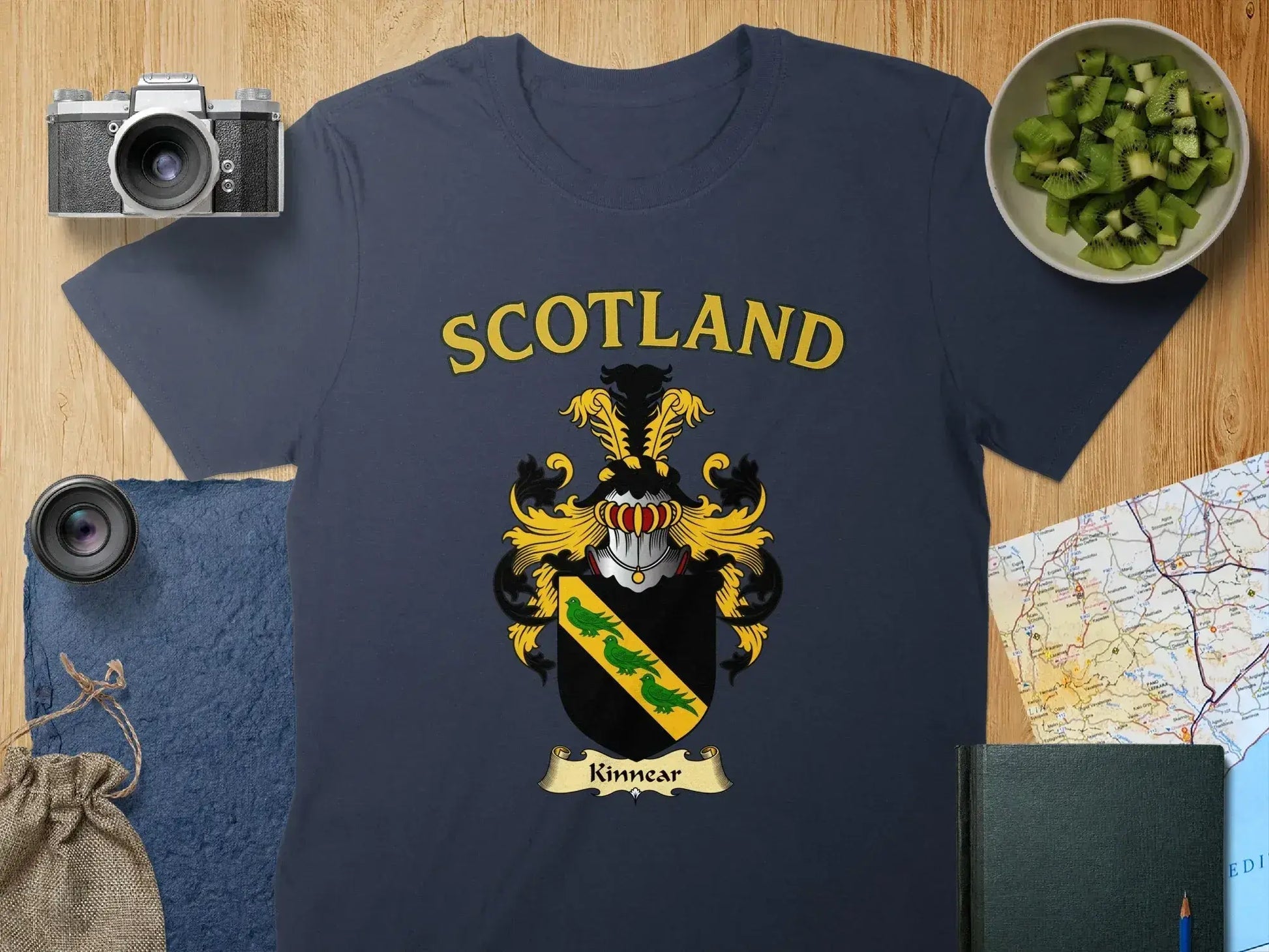 Scotland Kinnear Crest Family Heritage T-Shirt product type
