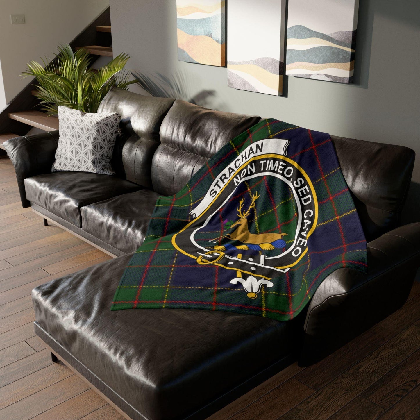 Strachan Clan Tartan Blanket – Scottish Crest Throw