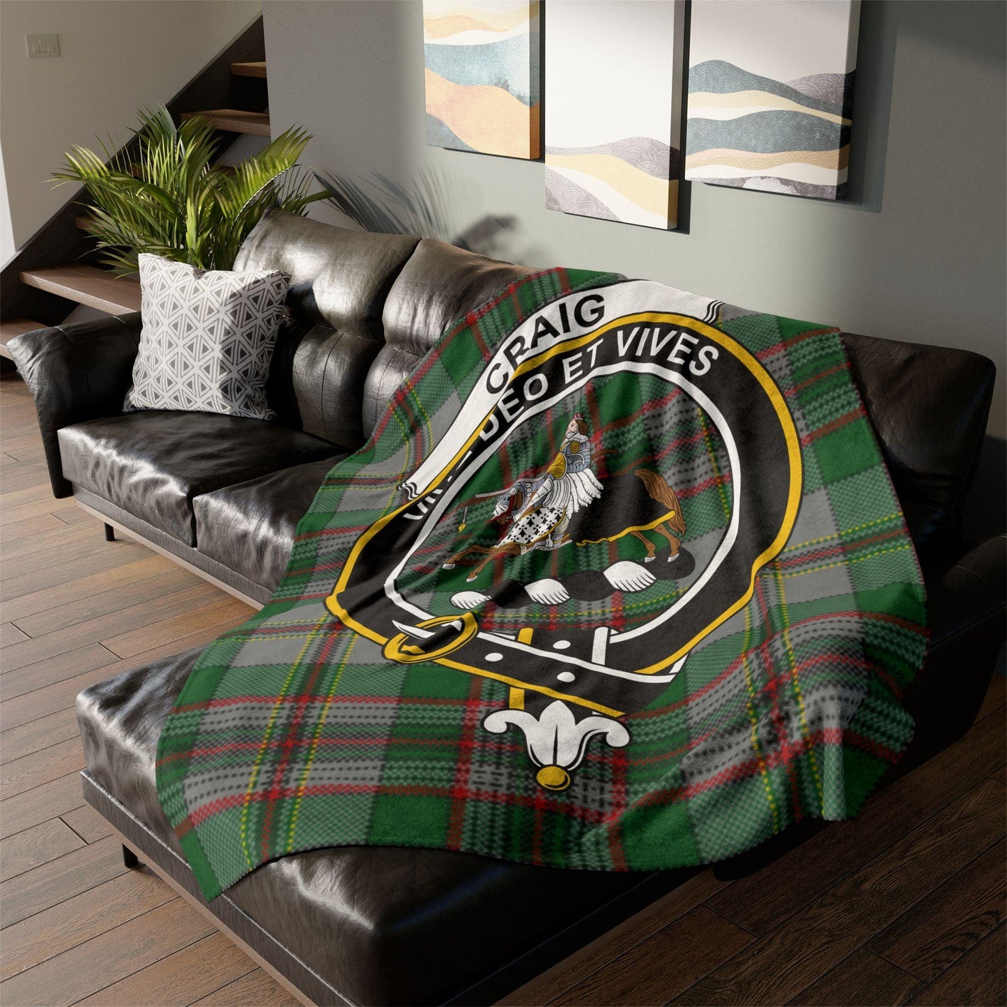 Craig Clan Crest Scottish Tartan Blanket