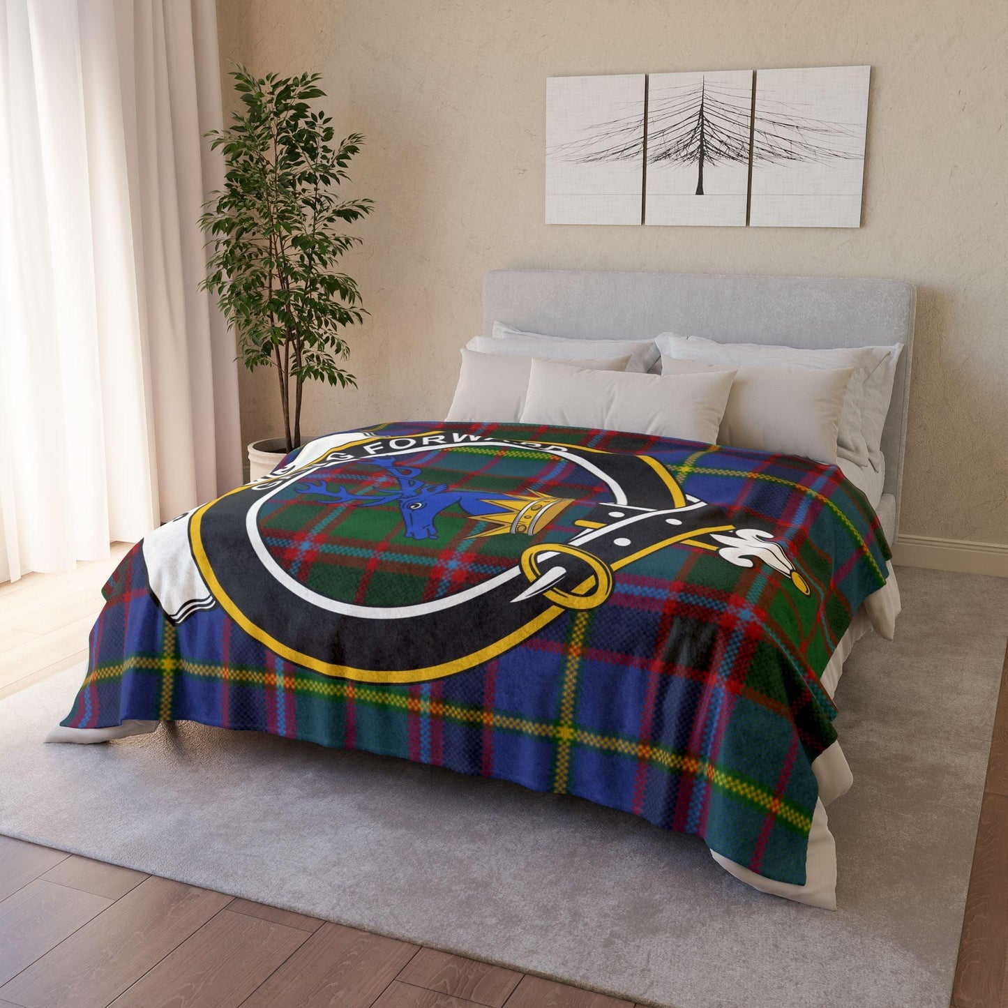 Stirling Clan Tartan Blanket – Scottish Crest Throw