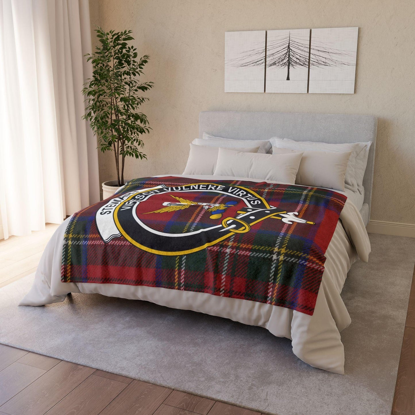 Stewart Clan Tartan Blanket – Scottish Crest Throw