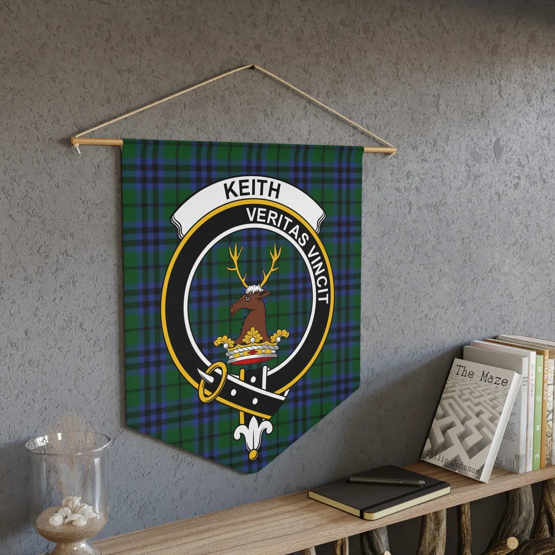 Keith Veritas Vincit Crest Tartan Hanging Banner product