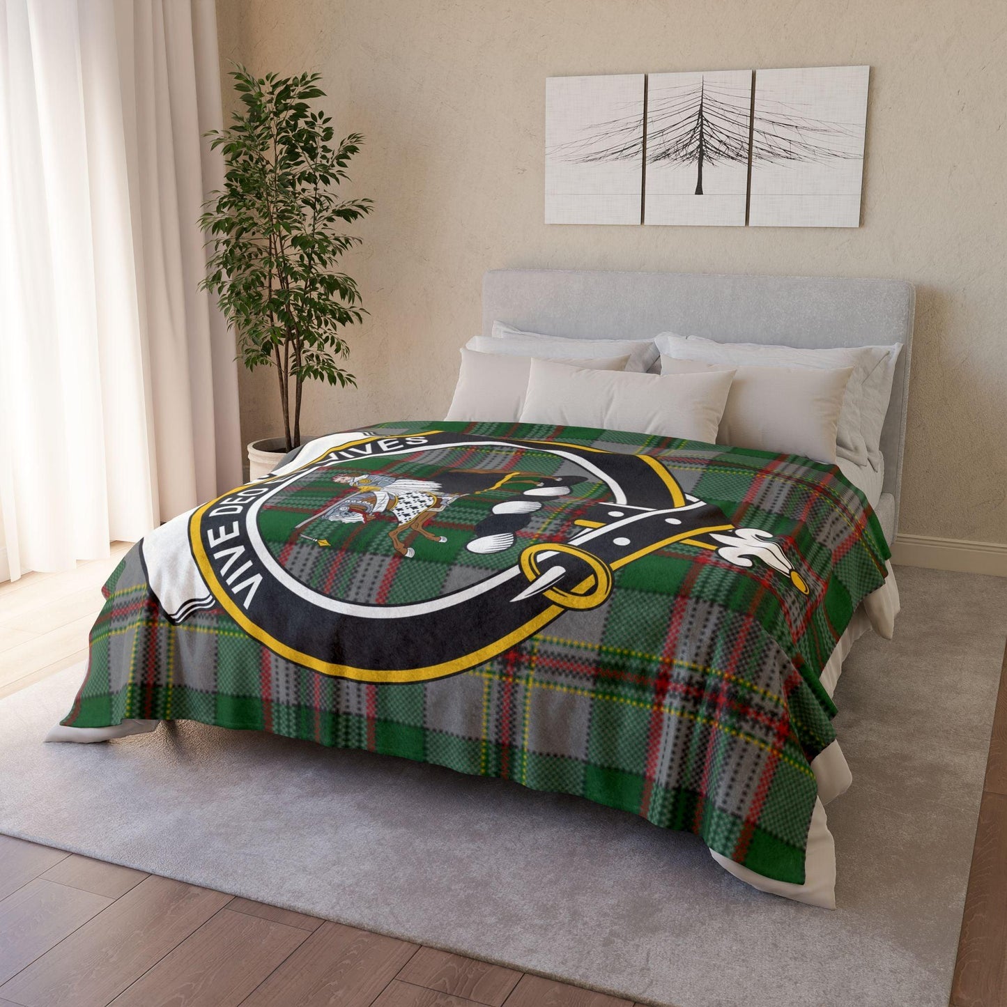 Craig Clan Crest Scottish Tartan Blanket