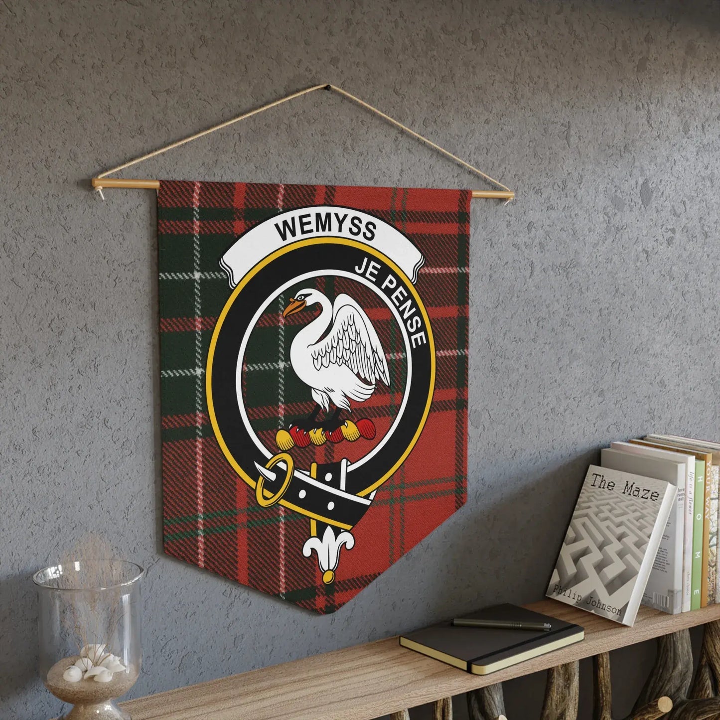 Wemyss Je Pense Crest Decorative Hanging product