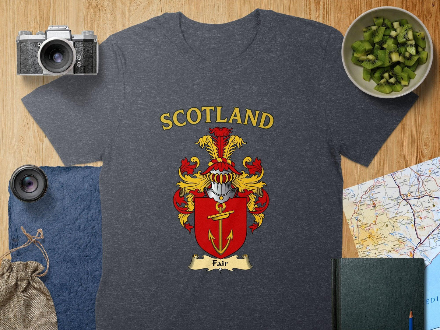 Scotland Fair Heraldic Crest Gray T-shirt product