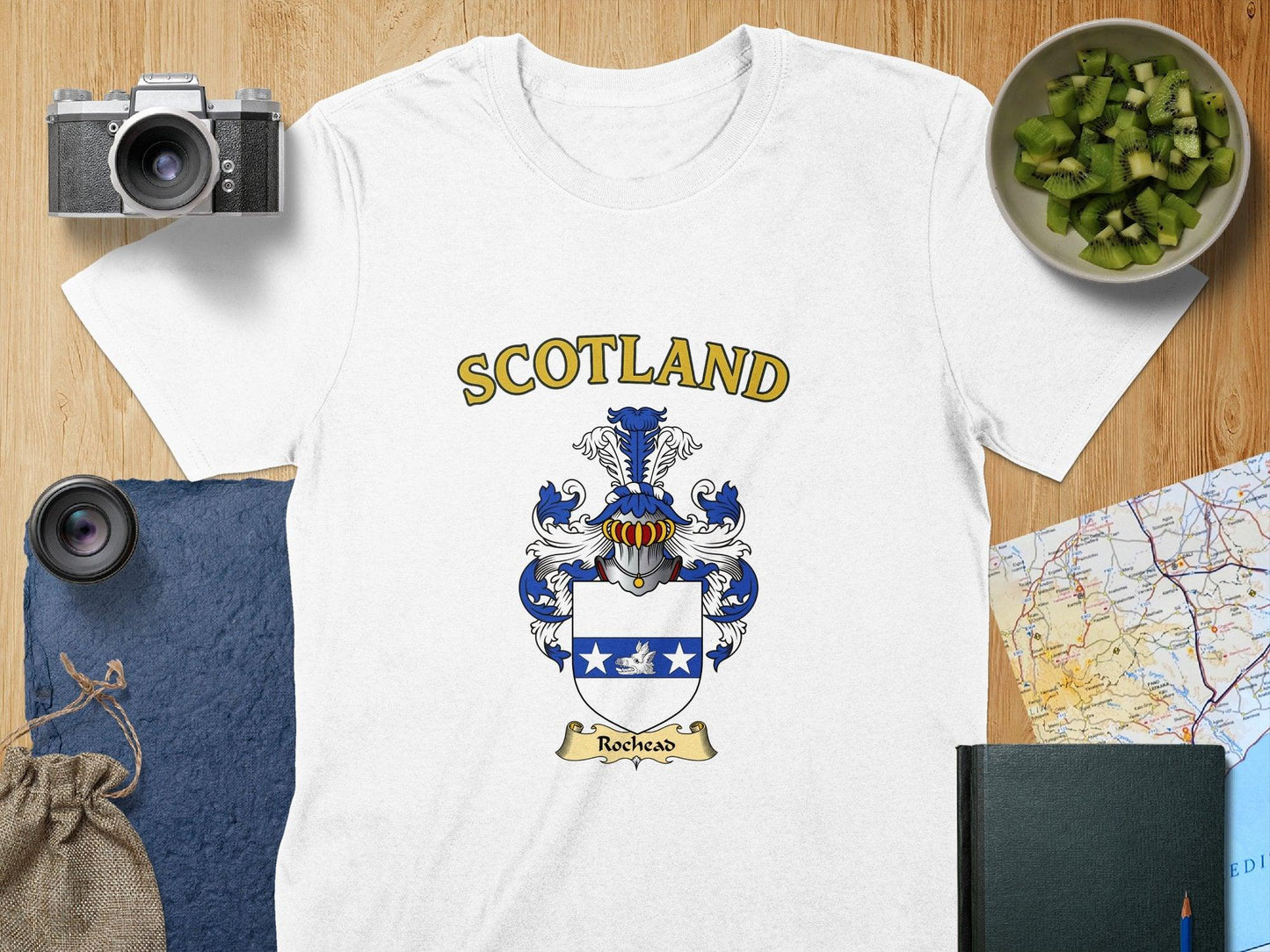 Scotland Crest Design Short Sleeve Graphic T-shirt Product