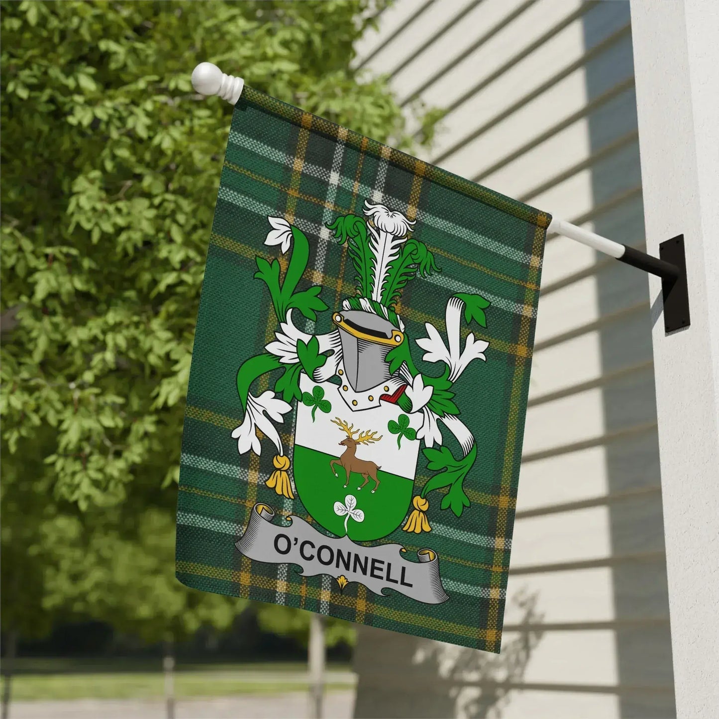 O'Connell Family Crest Green and Gold Flag product