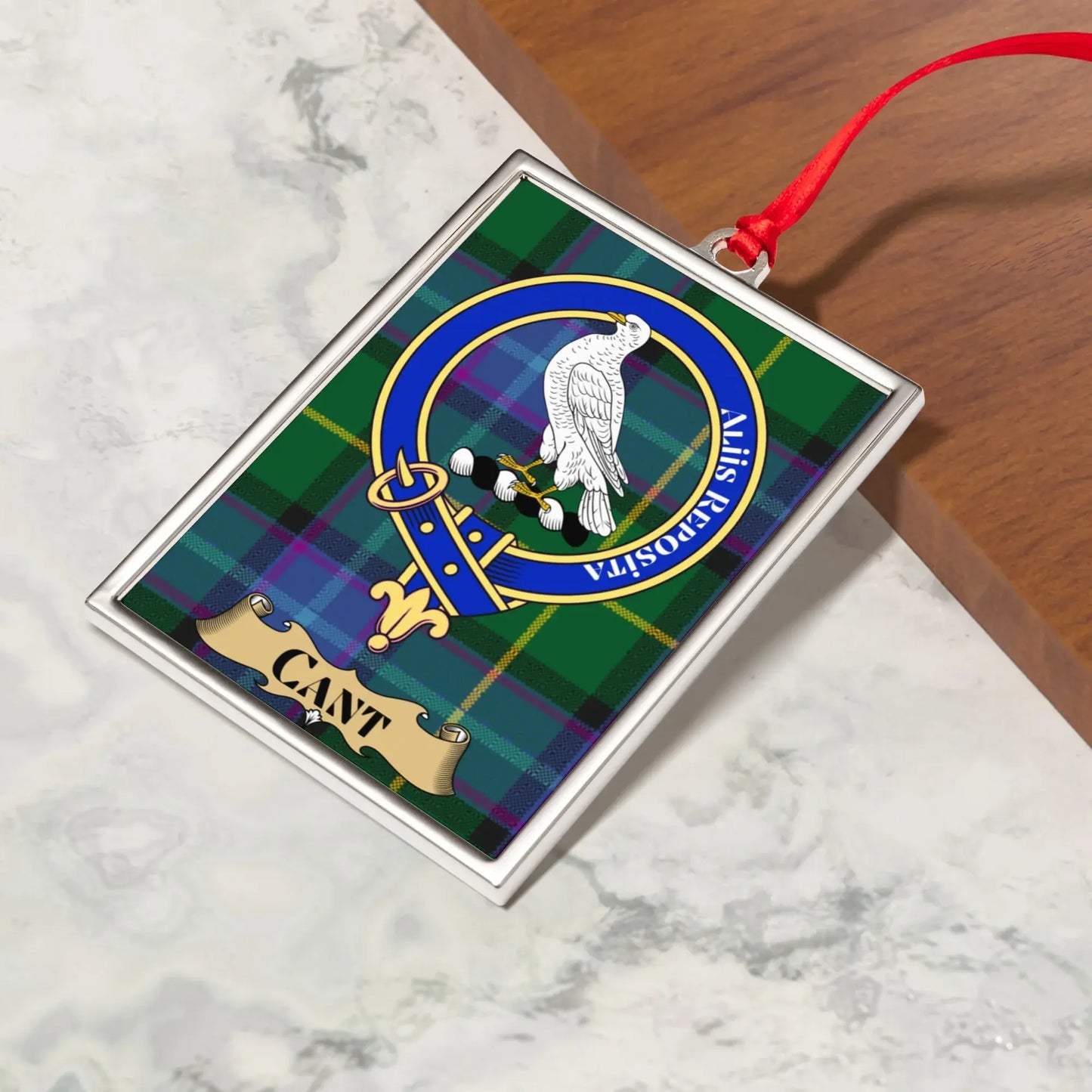 Elegant Tartan Pattern Cant Crest Ornament product