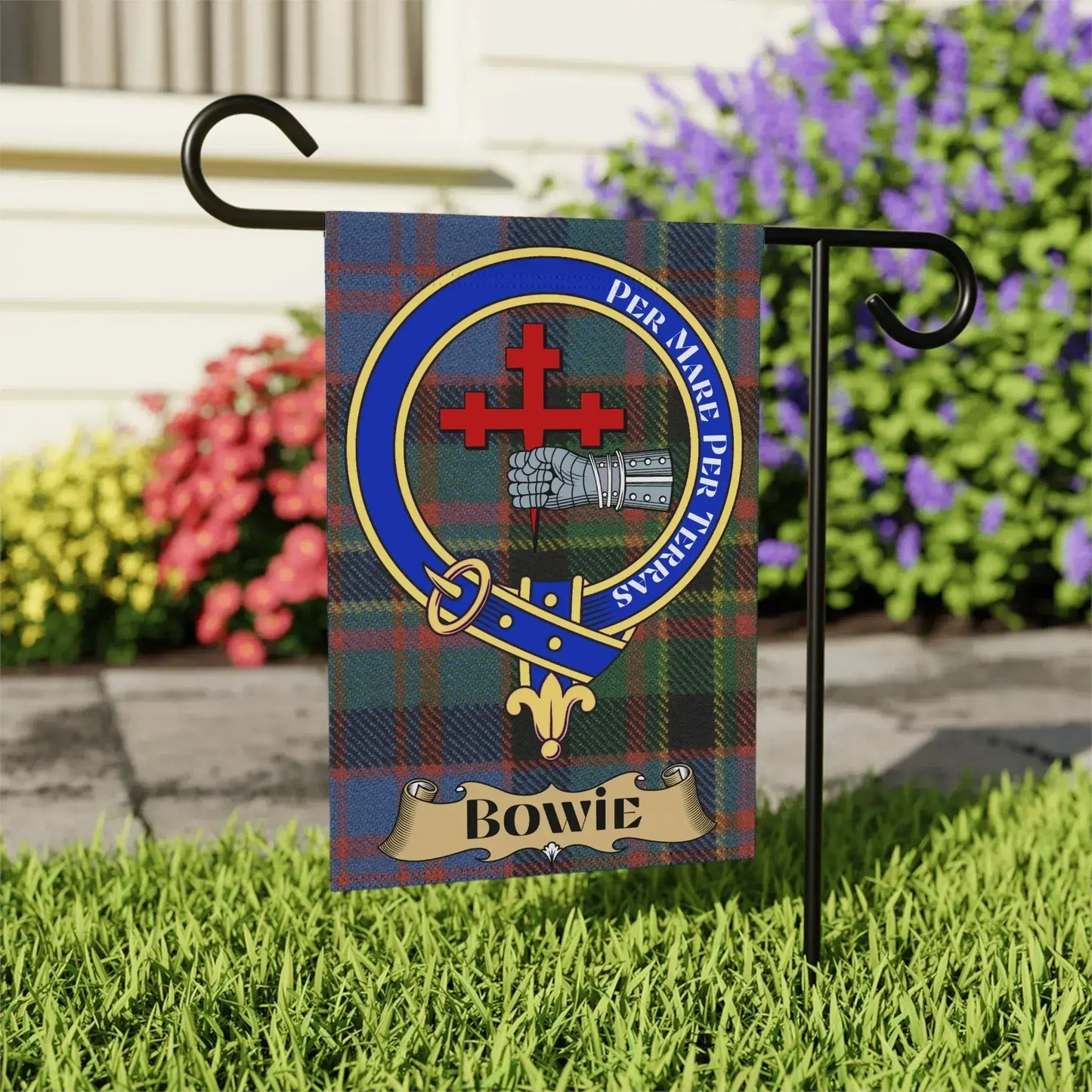Per Mare Per Terras Bowie Garden Flag product