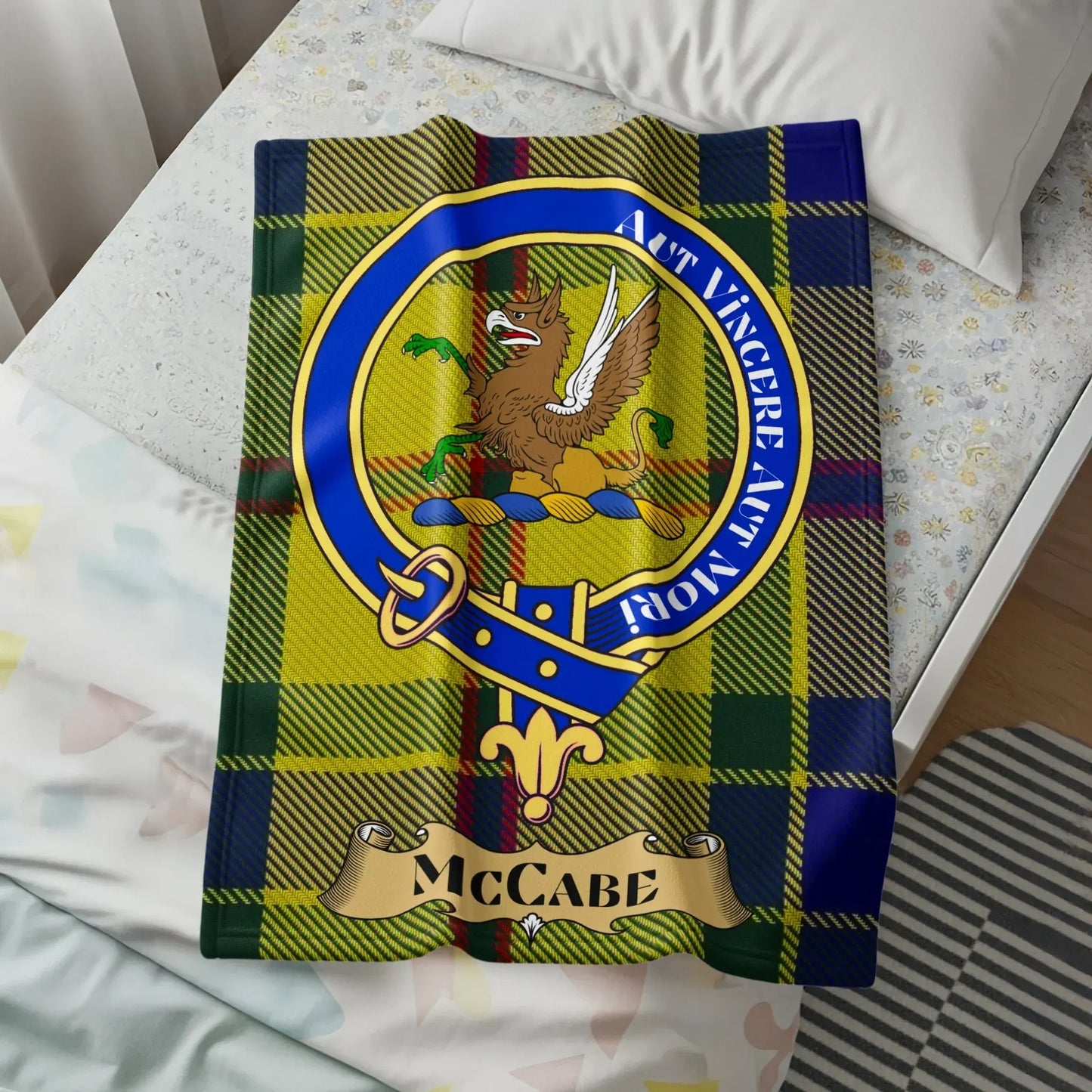 Art Vincere Aut Mori McCabe Tartan Pattern Blanket product