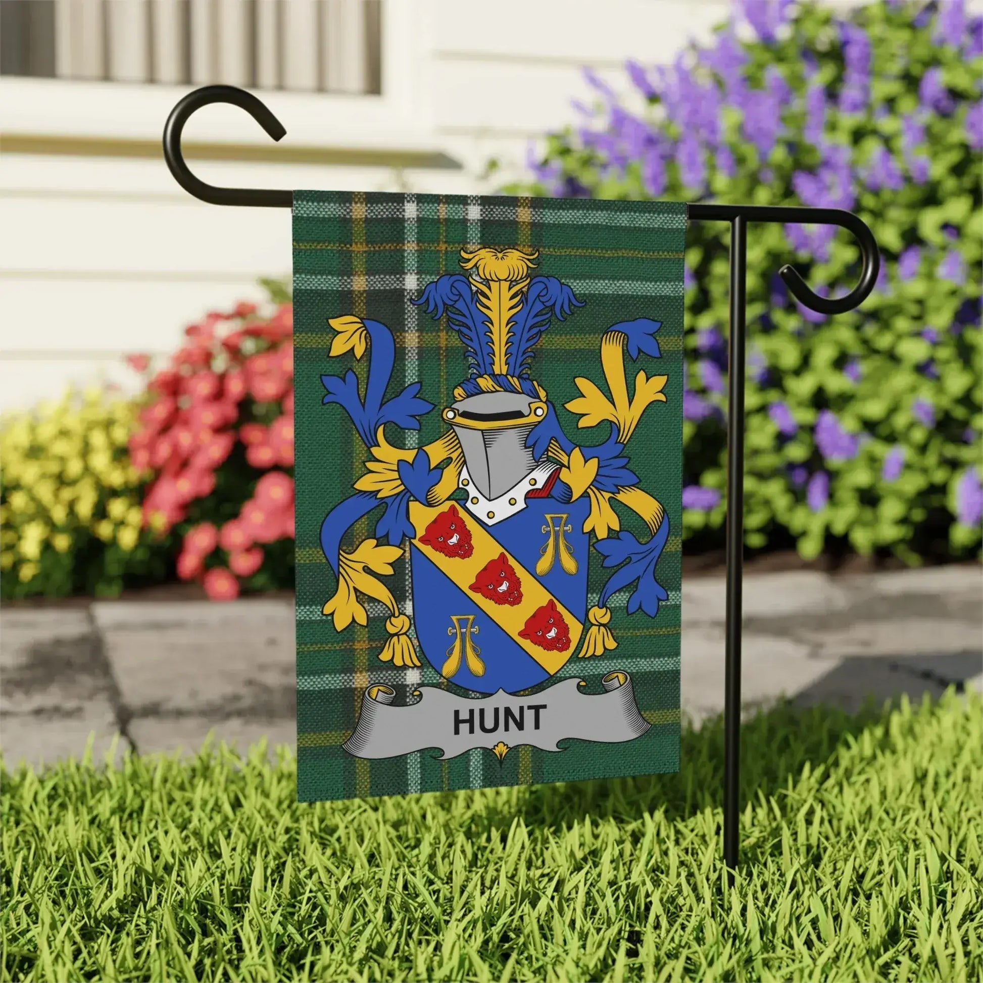 Hunt Family Crest Decorative Garden Flag product