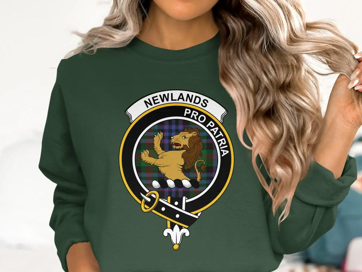 Newlands Pro Patria Crest Green Crewneck product