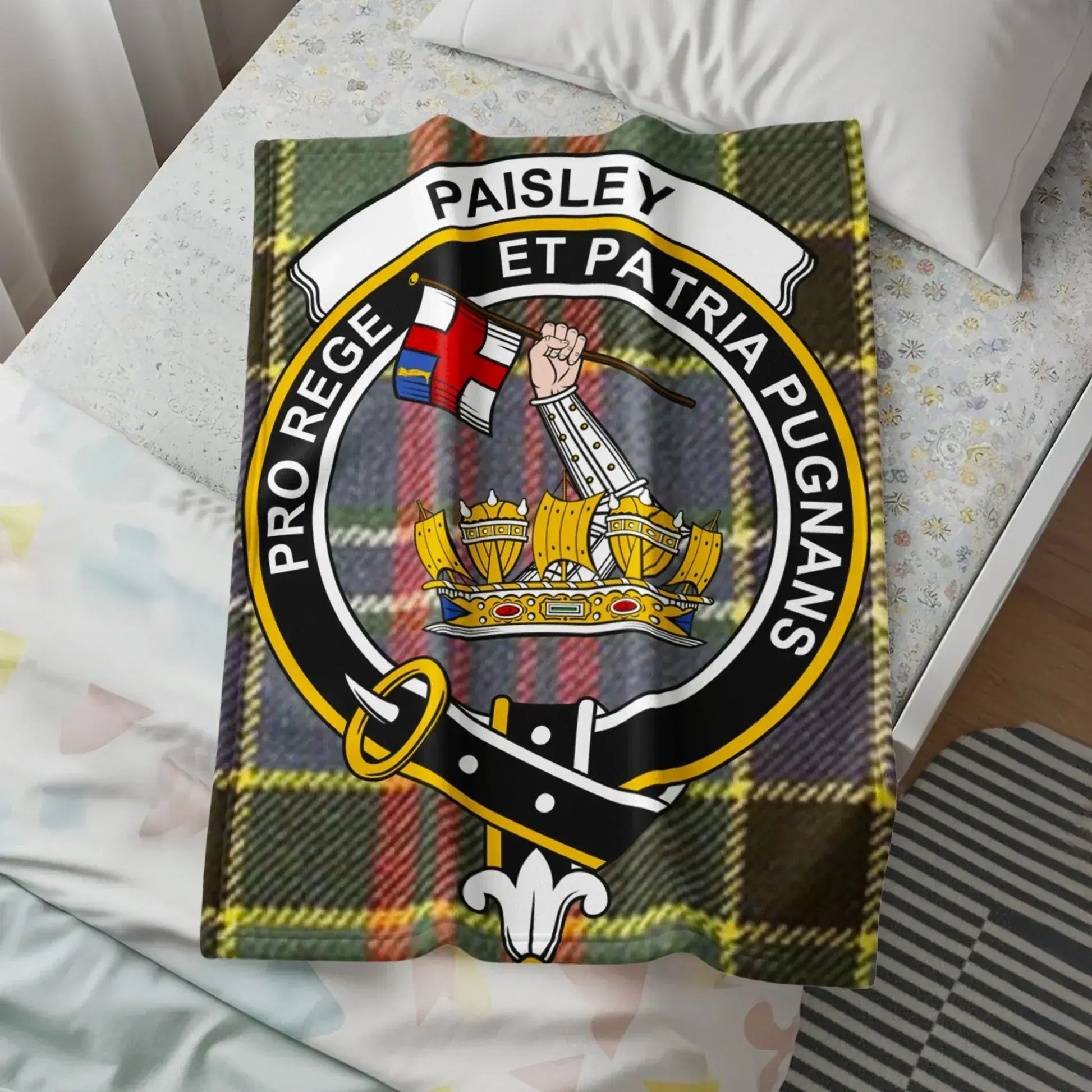 Paisley Pro Rege Et Patria Pugnans Crest Blanket product