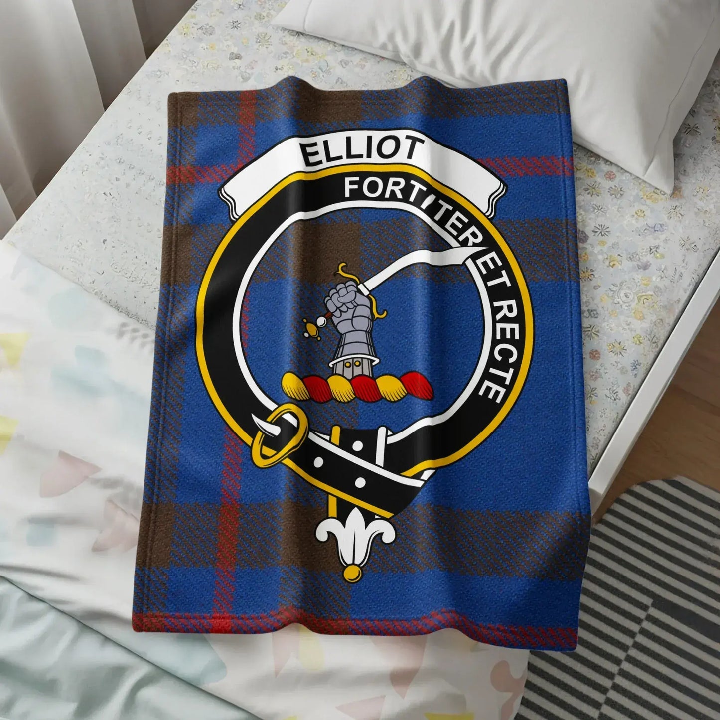 Personalized Fortiter Et Recte Crest Blanket product type