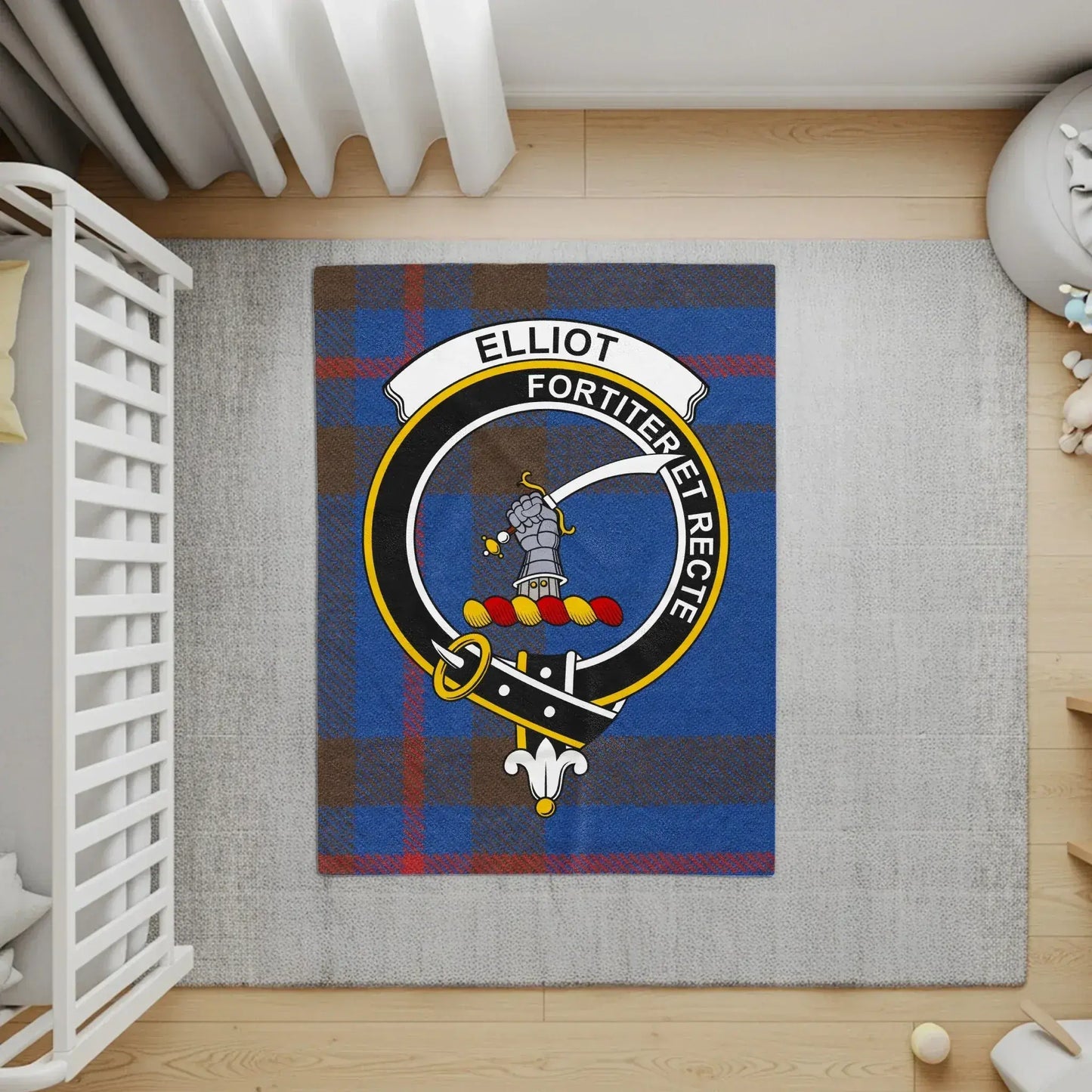 Fortiter et Recte Family Crest Bedroom Rug product