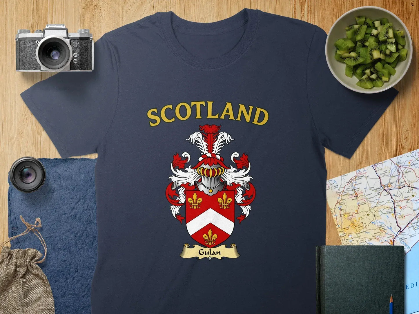 Scotland Gulan Family Crest Graphic T-shirt product