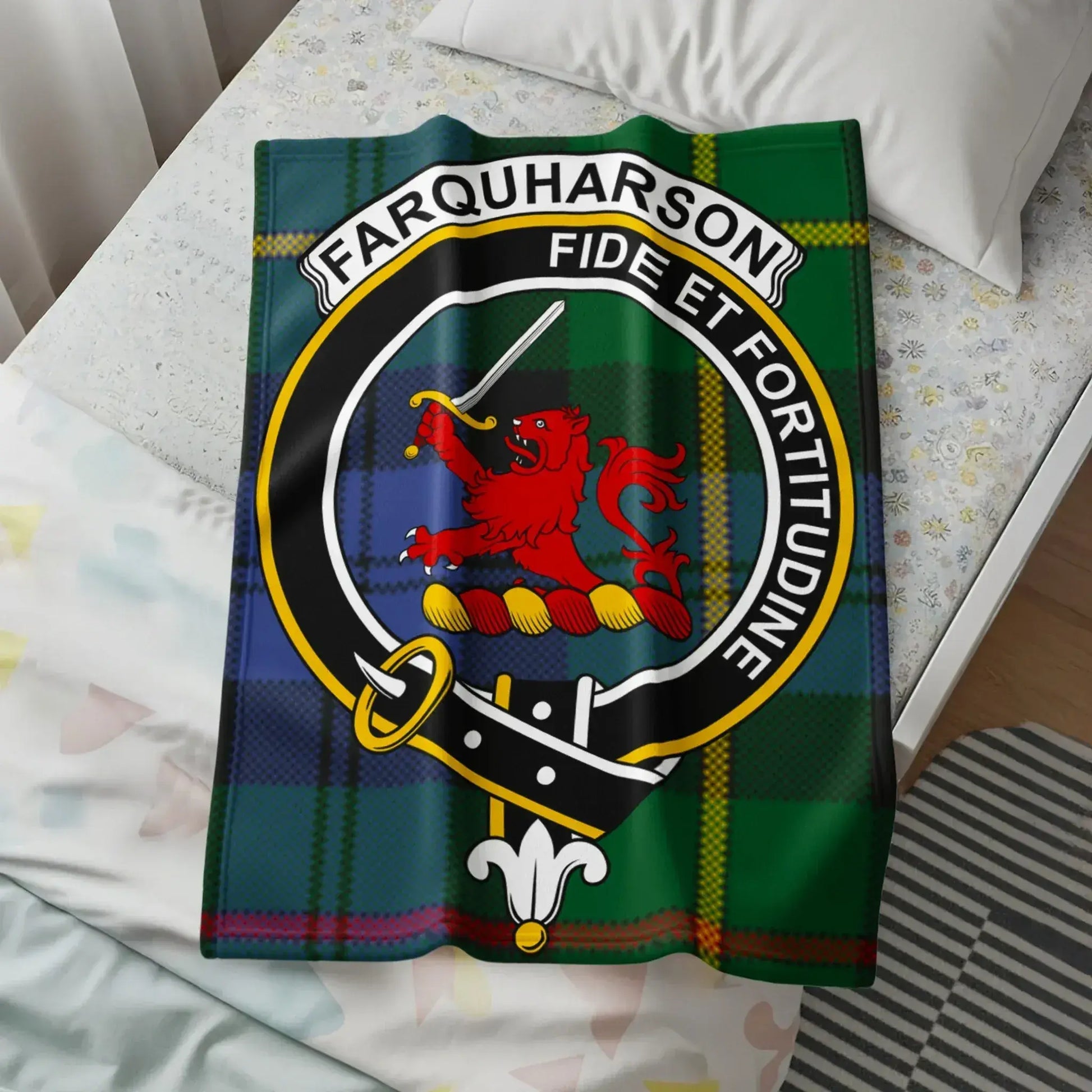 Farquharson Fide Et Fortitudine Clan Crest Blanket product