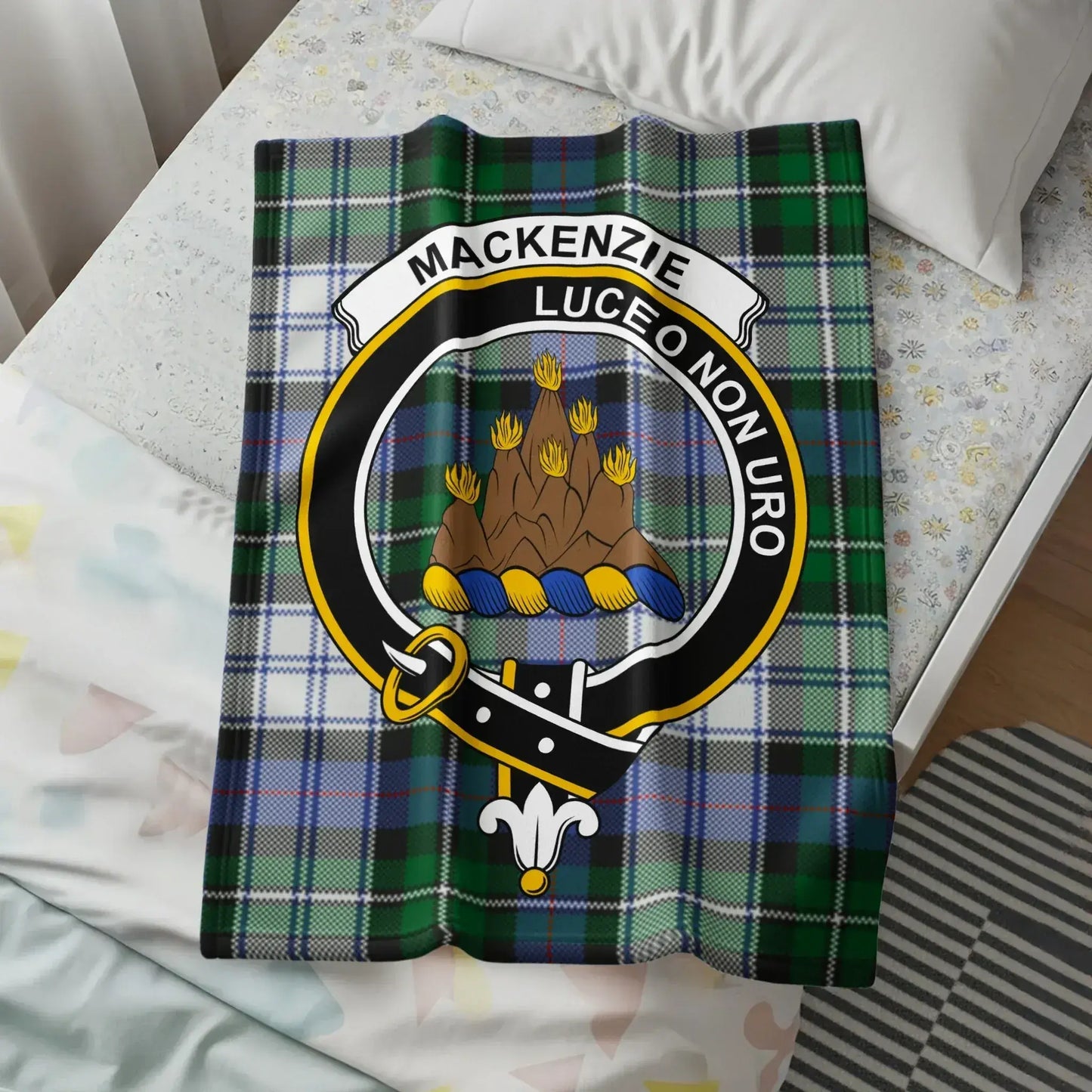 Mackenzie Luceo Non Uro Clan Blanket product