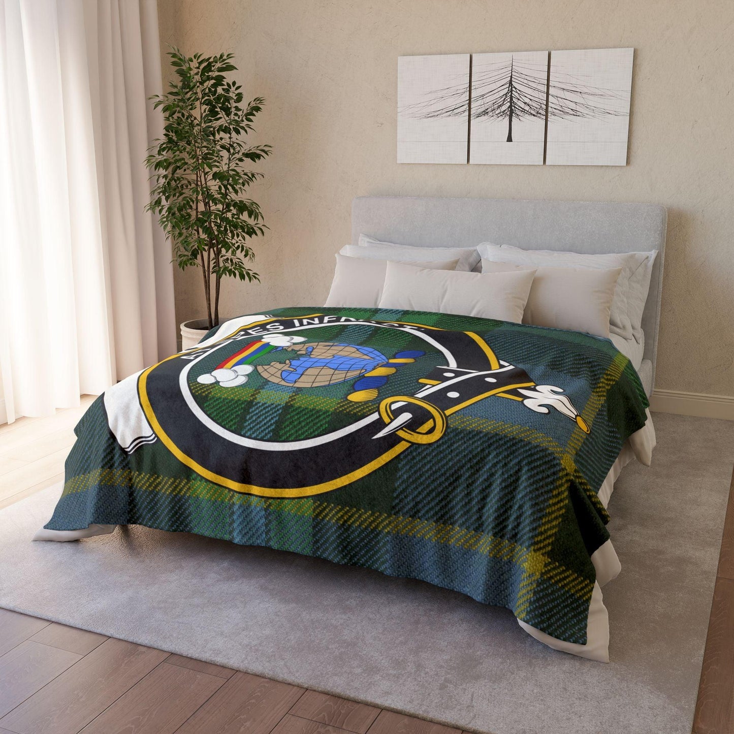 Hope Clan Tartan Blanket – Scottish Crest Throw, Soft & Cozy
