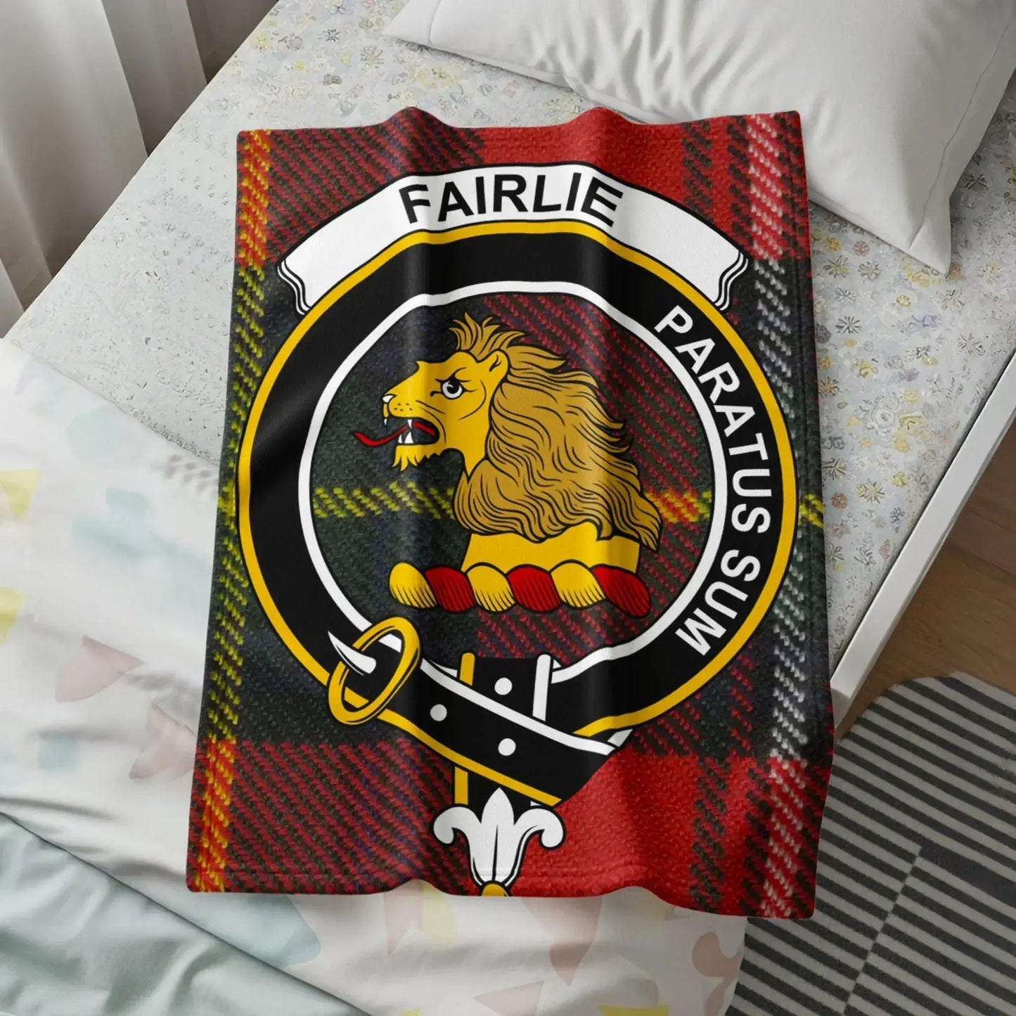 Lion Emblem Fairlie Paratussum Plaid Design Blanket Product