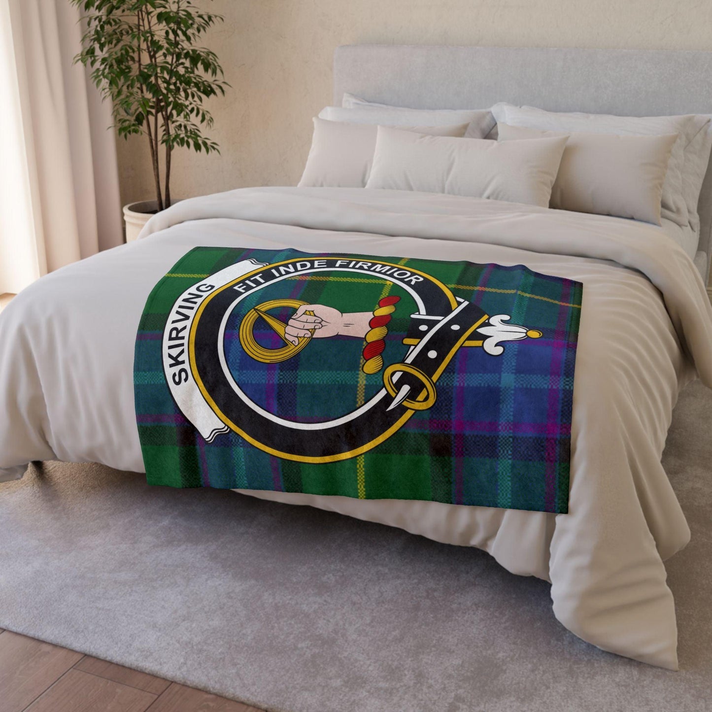 Skirving Clan Tartan Blanket – Scottish Crest Throw