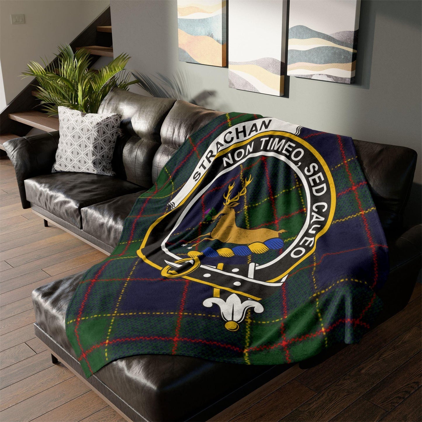 Strachan Clan Tartan Blanket – Scottish Crest Throw