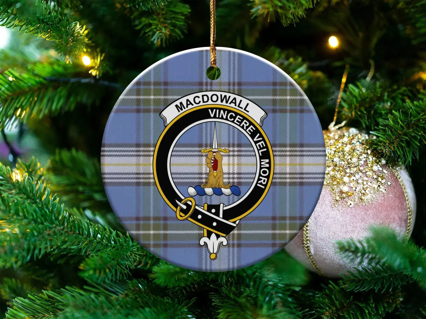 Macdowall VINCERE VEL MORI Family Crest Ornament product