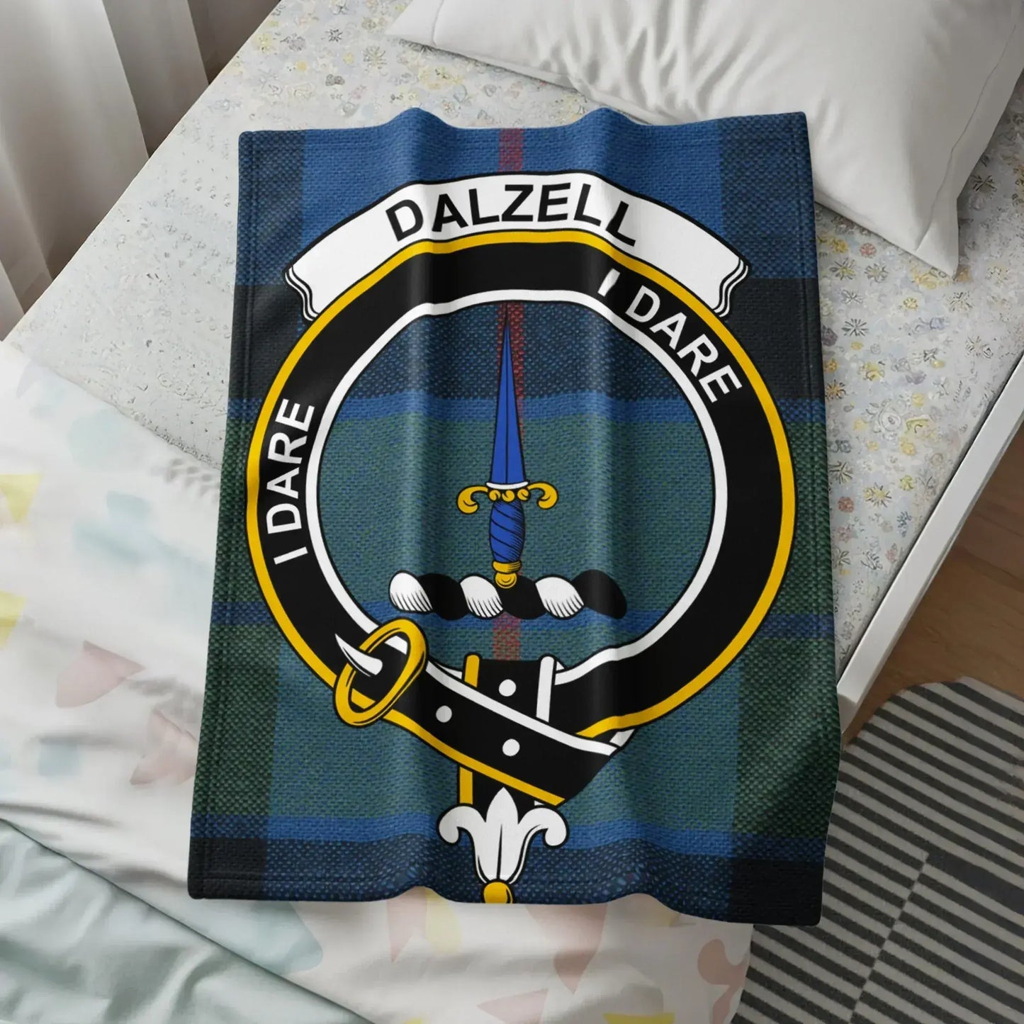 Dalzell I Dare Tartan Crest Blanket product type