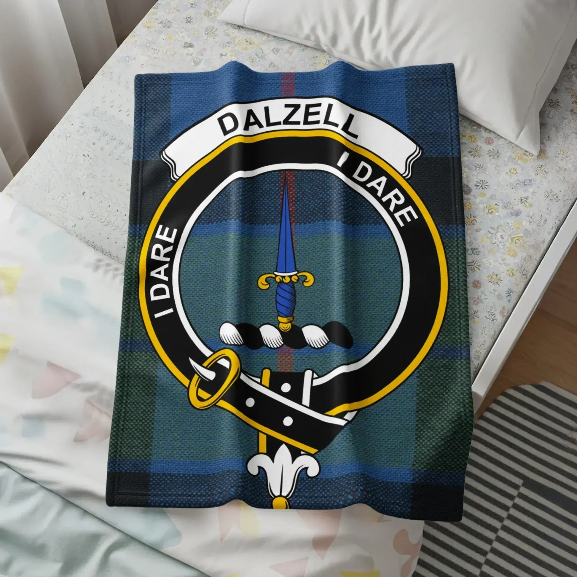 Dalzell I Dare Tartan Crest Blanket product type