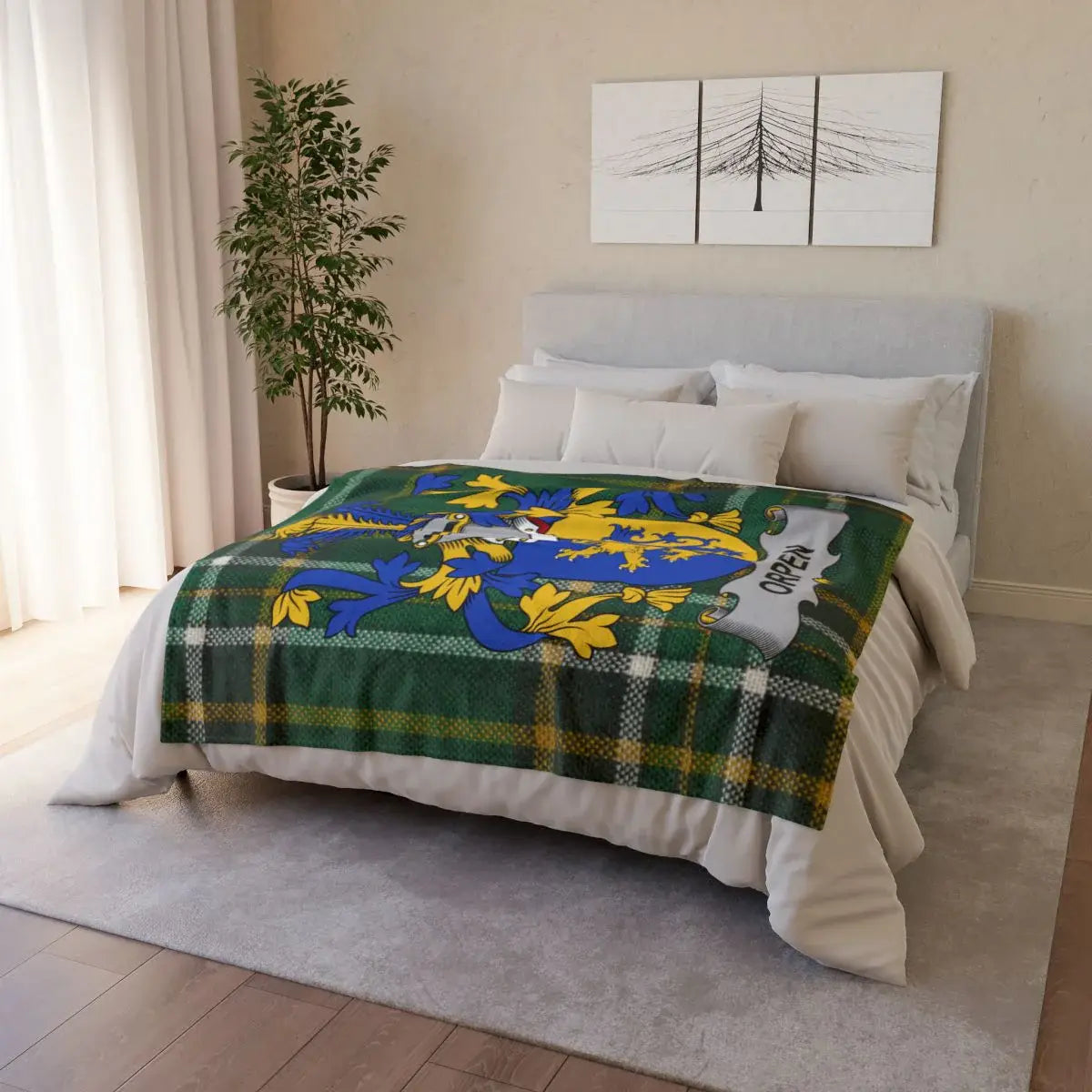 Family Crest Aesthetic Cozy Blanket Product