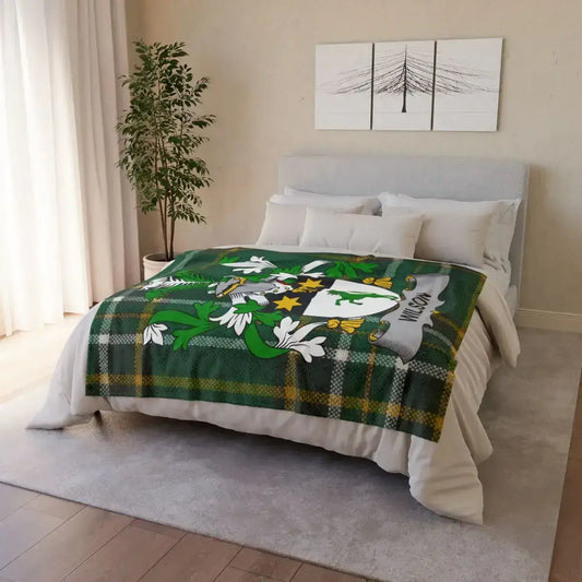 Luxurious Crest Design Green and White Blanket