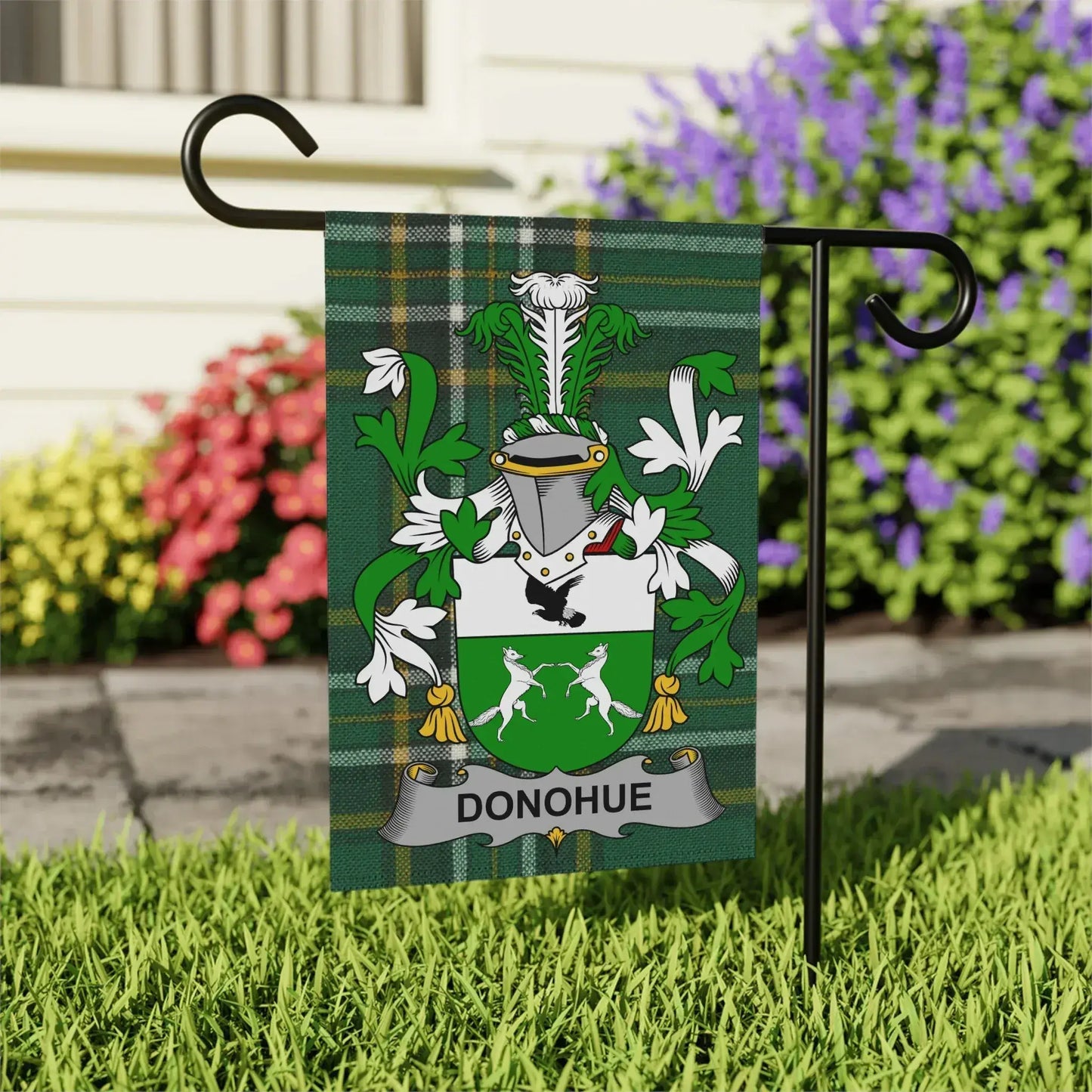 Family Crest Garden Flag with Donohue Product Type