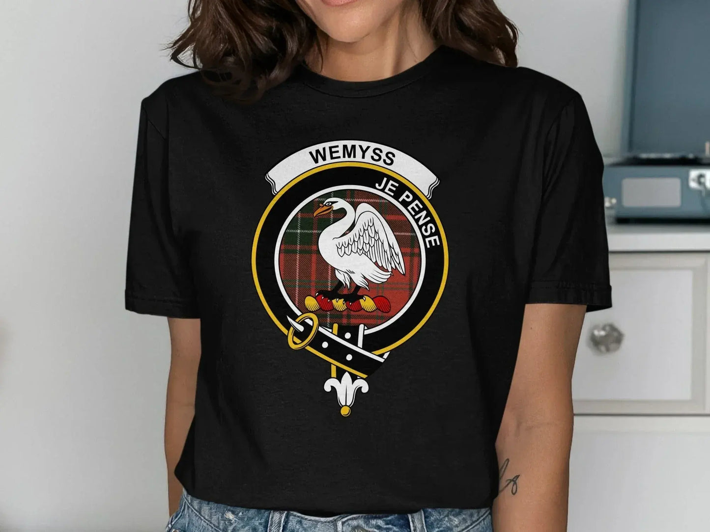 Wemyss Je Pense Emblem Graphic Womens T-shirt product