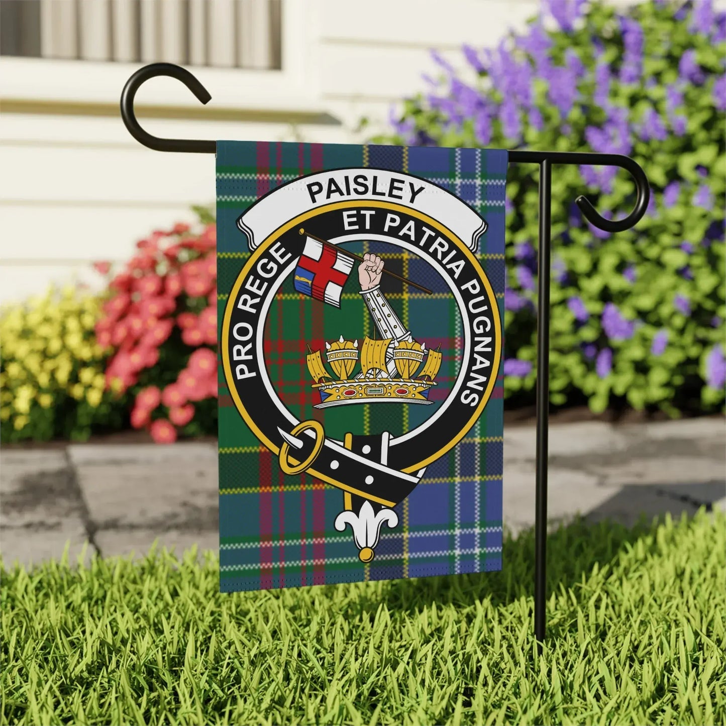 Paisley Pro Rege Et Patria Pugnans garden flag product type