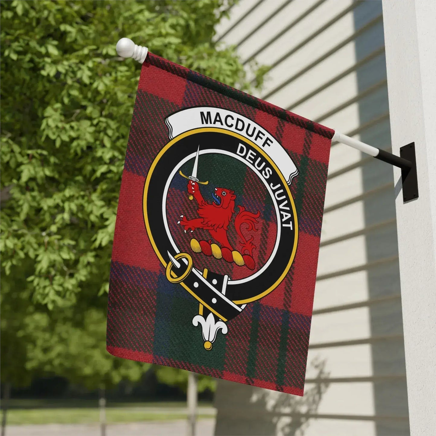 Macduff Deus Juvat Red and Black Flag product