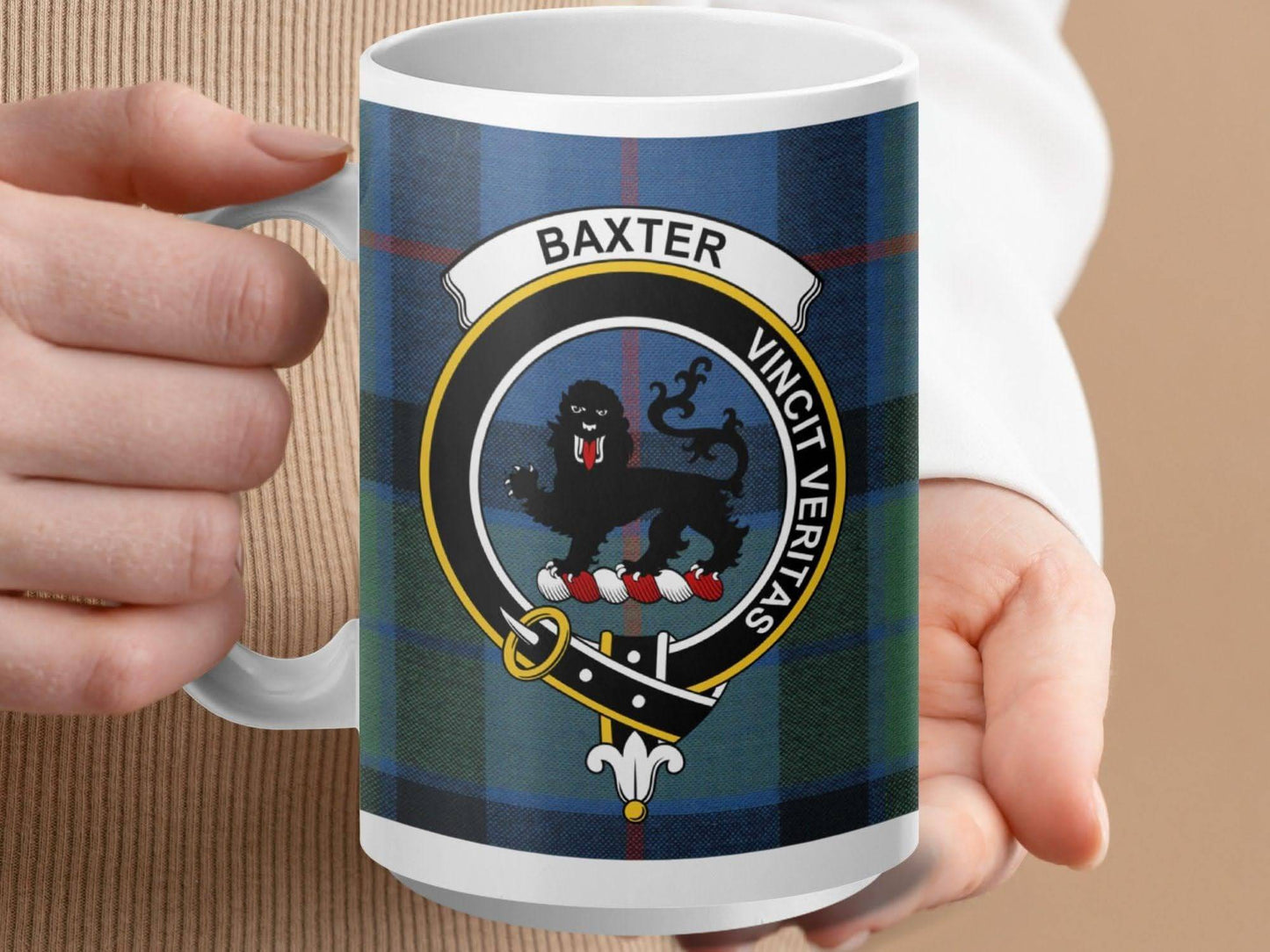 Baxter Vincit Veritas Family Crest Design Mug product