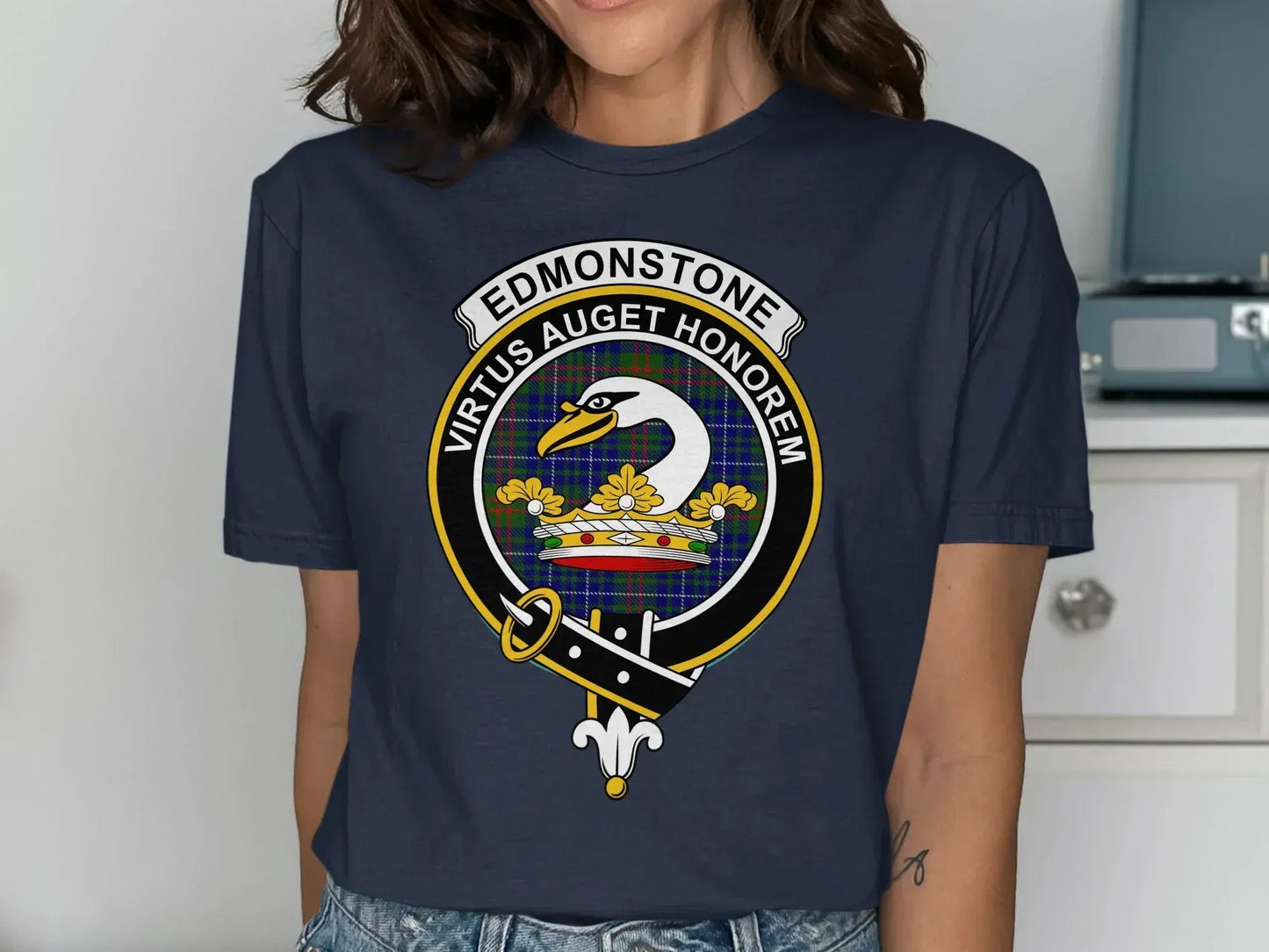 Edmonstone Virtus Auget Honorem Graphic Tee product
