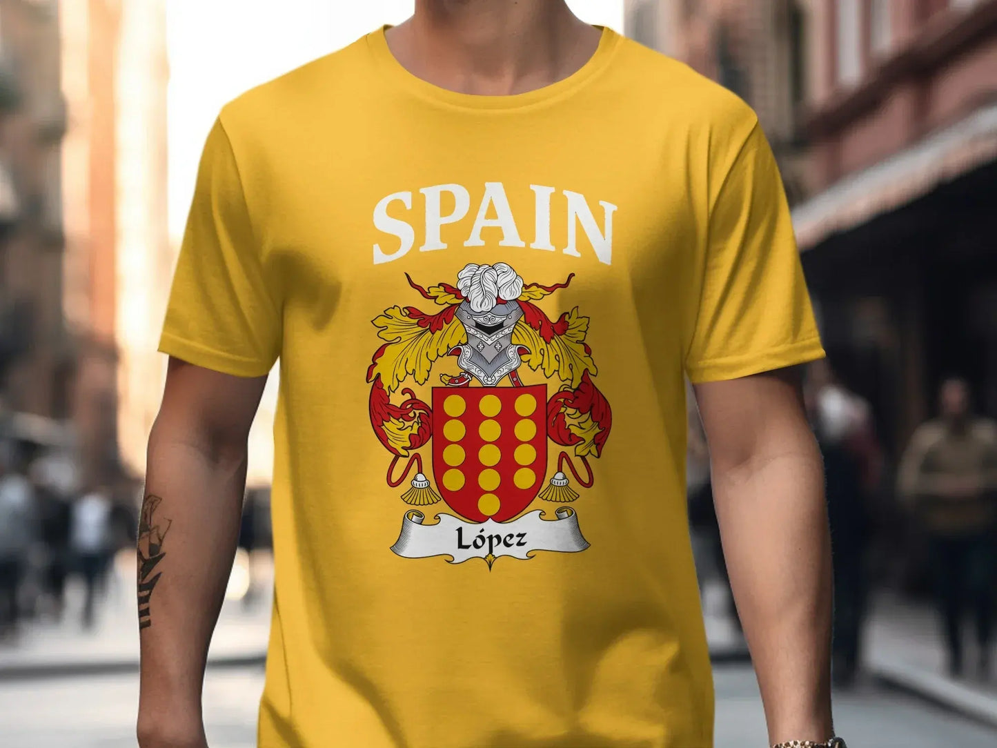 Spain Family Crest López Design Men's T-Shirt product type