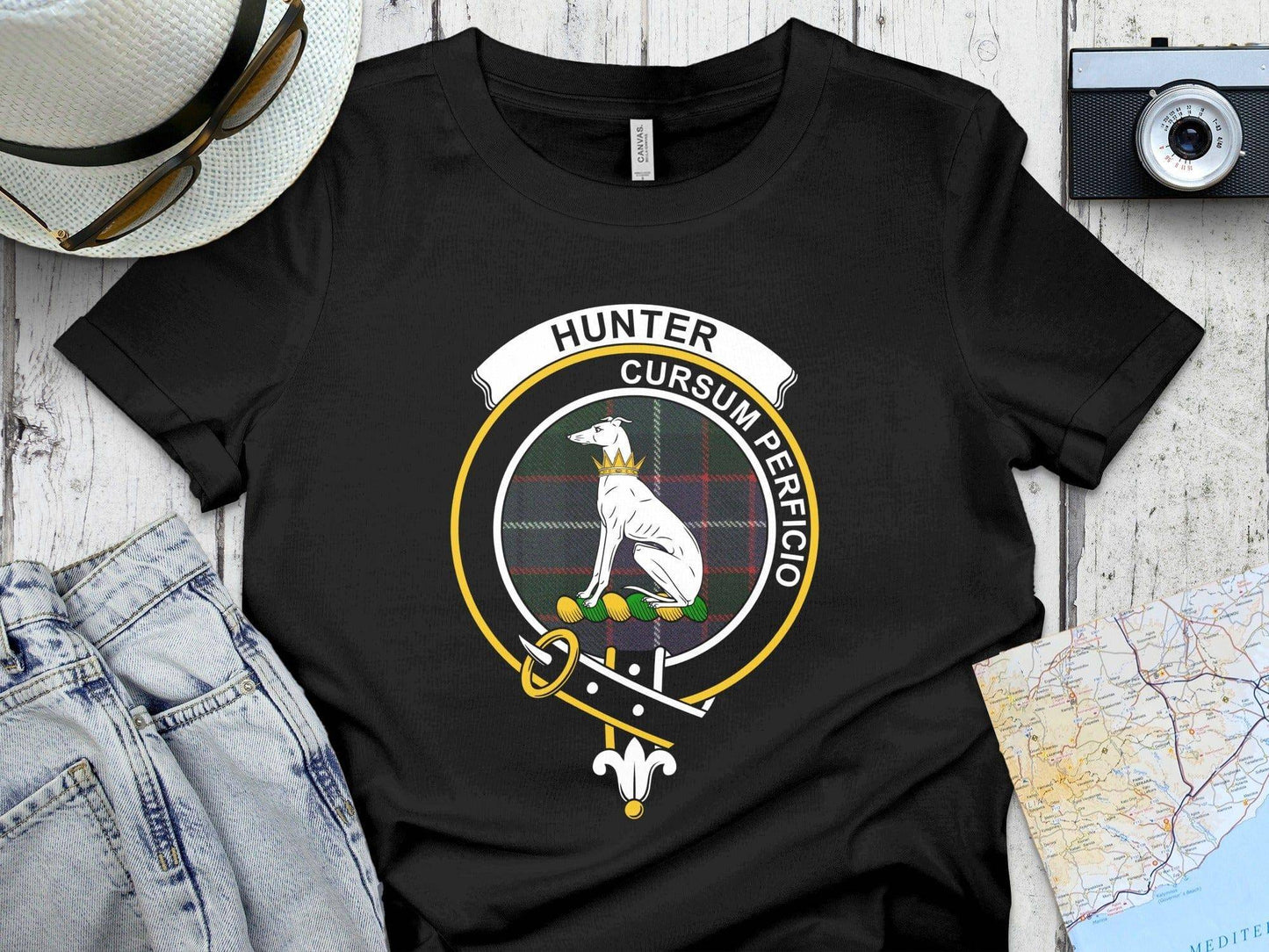 Hunter Cursum Perficeo Dog Clan Crest T-shirt product type