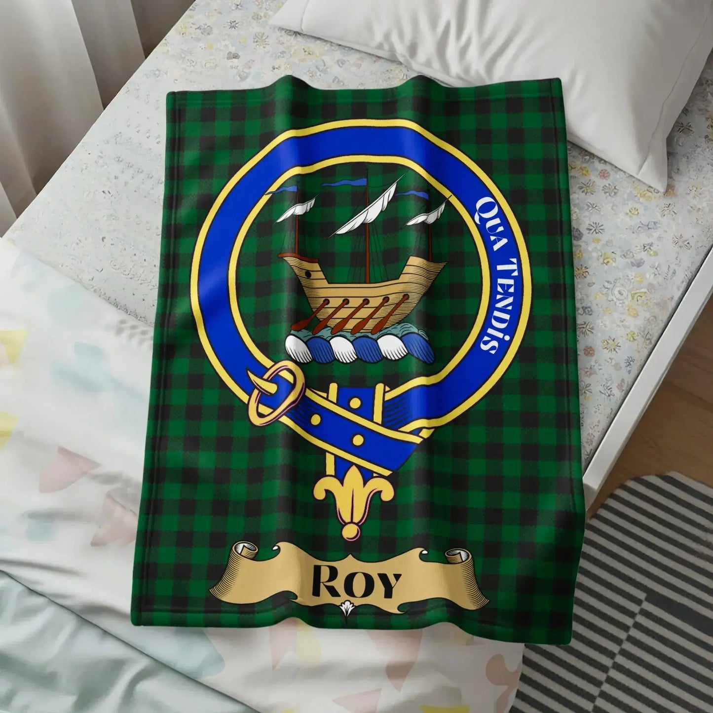 Qua Tendimus Roy Tartan Blanket product