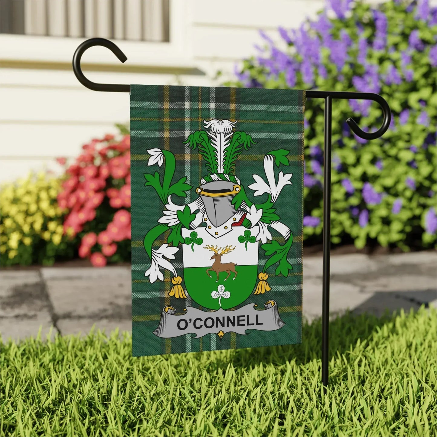 O'Connell Family Crest Garden Flag Product