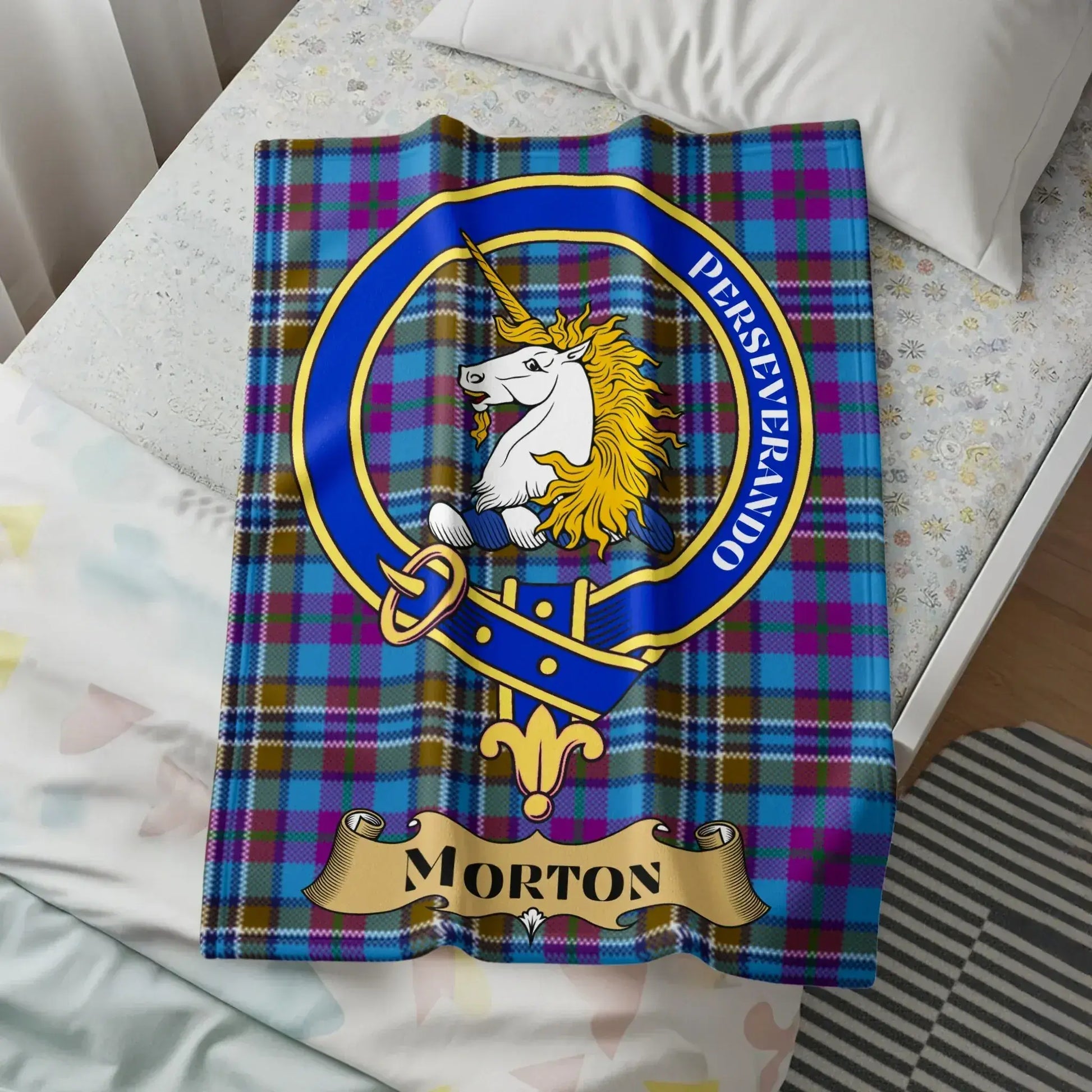 Morton Clan Crest Perseverando Motto Blanket product