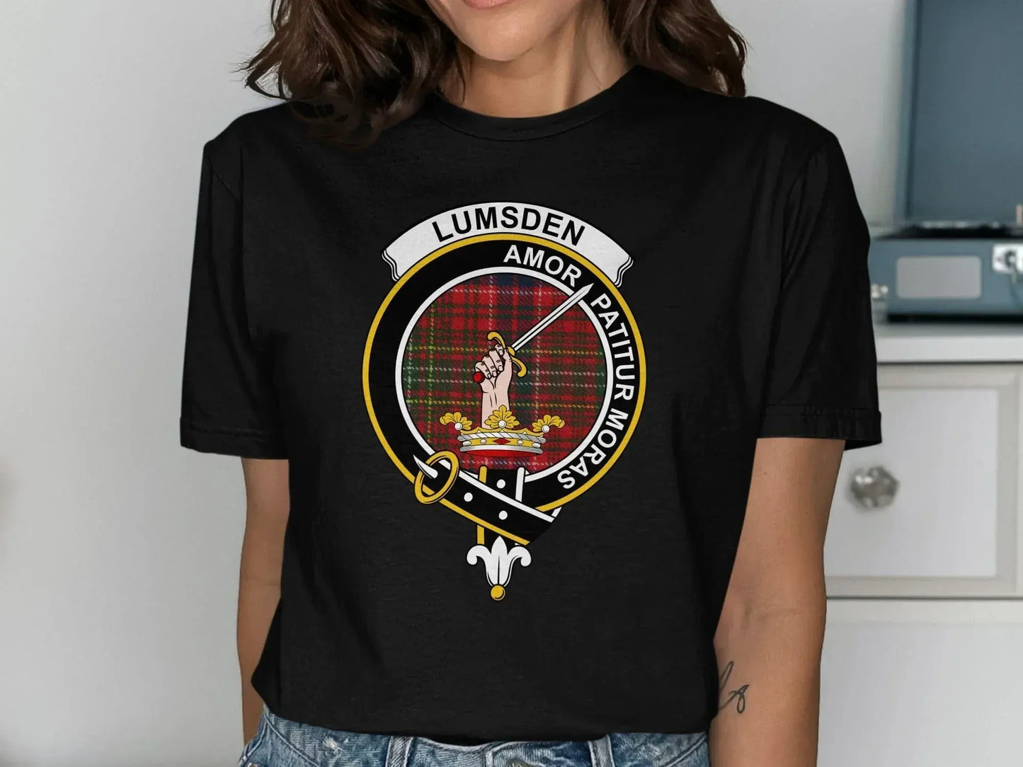 Lumsden Black T-Shirt with Amor Patitur Moras product type