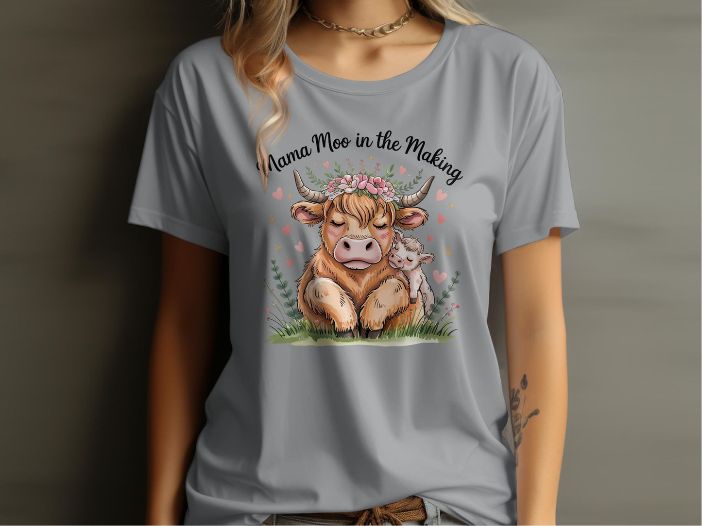 Adorable Mama Moo in the Making Graphic Tee product