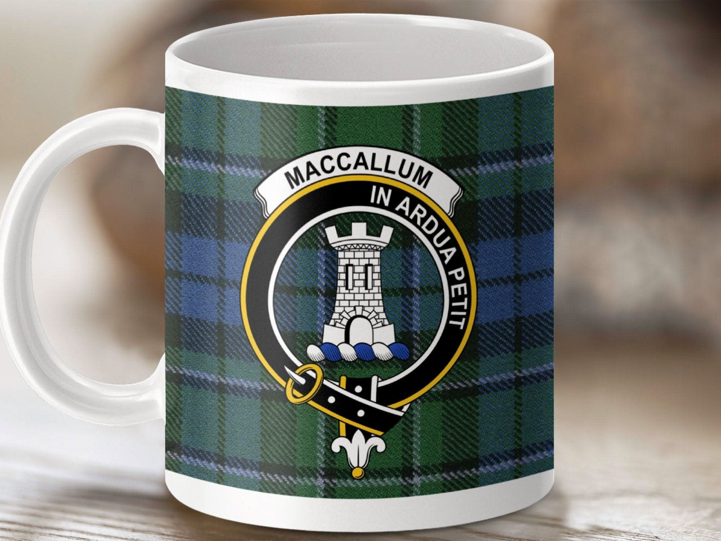Maccallum In Ardua Petit Family Crest drinkware product