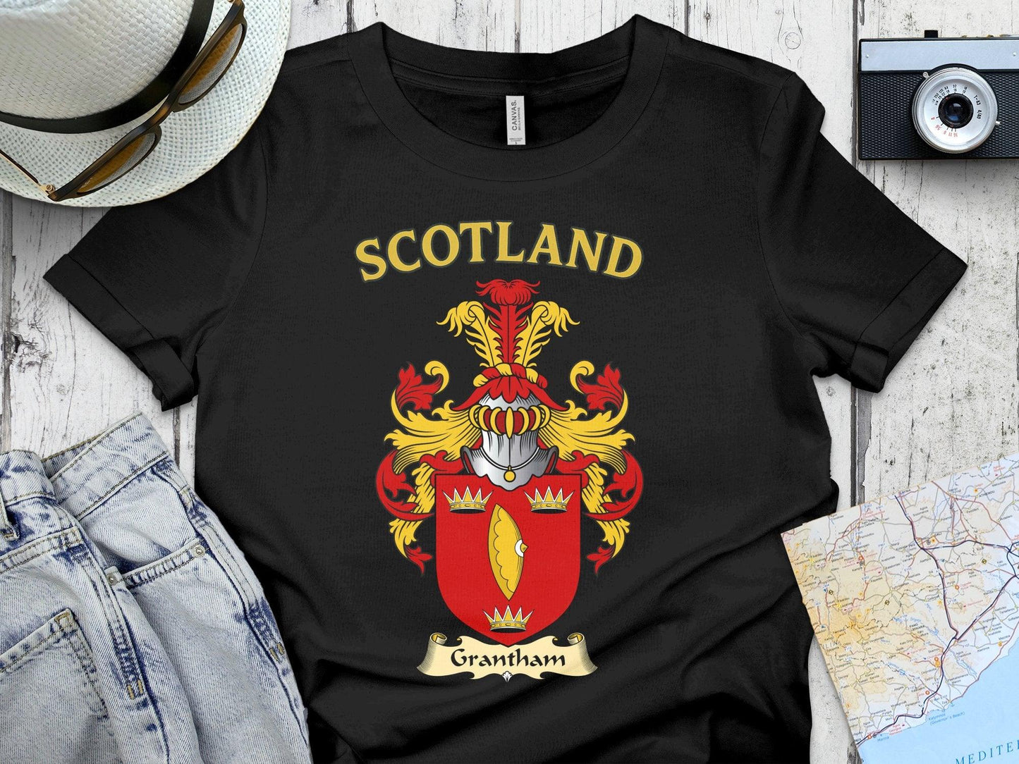 Grantham Clan Family Crest Scotland T-Shirt - Celtic Ancestry Gifts