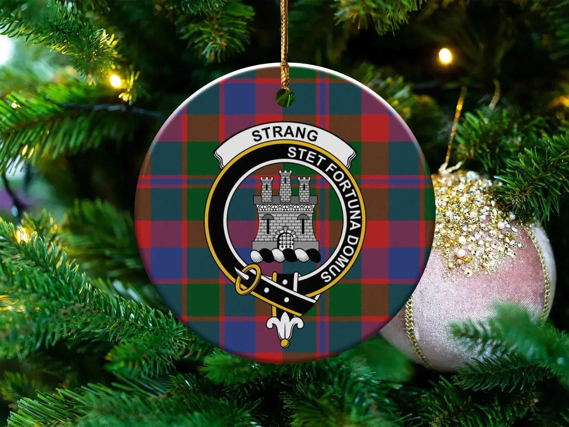 Strang Stet Fortuna Domus Tartan Ornament product type