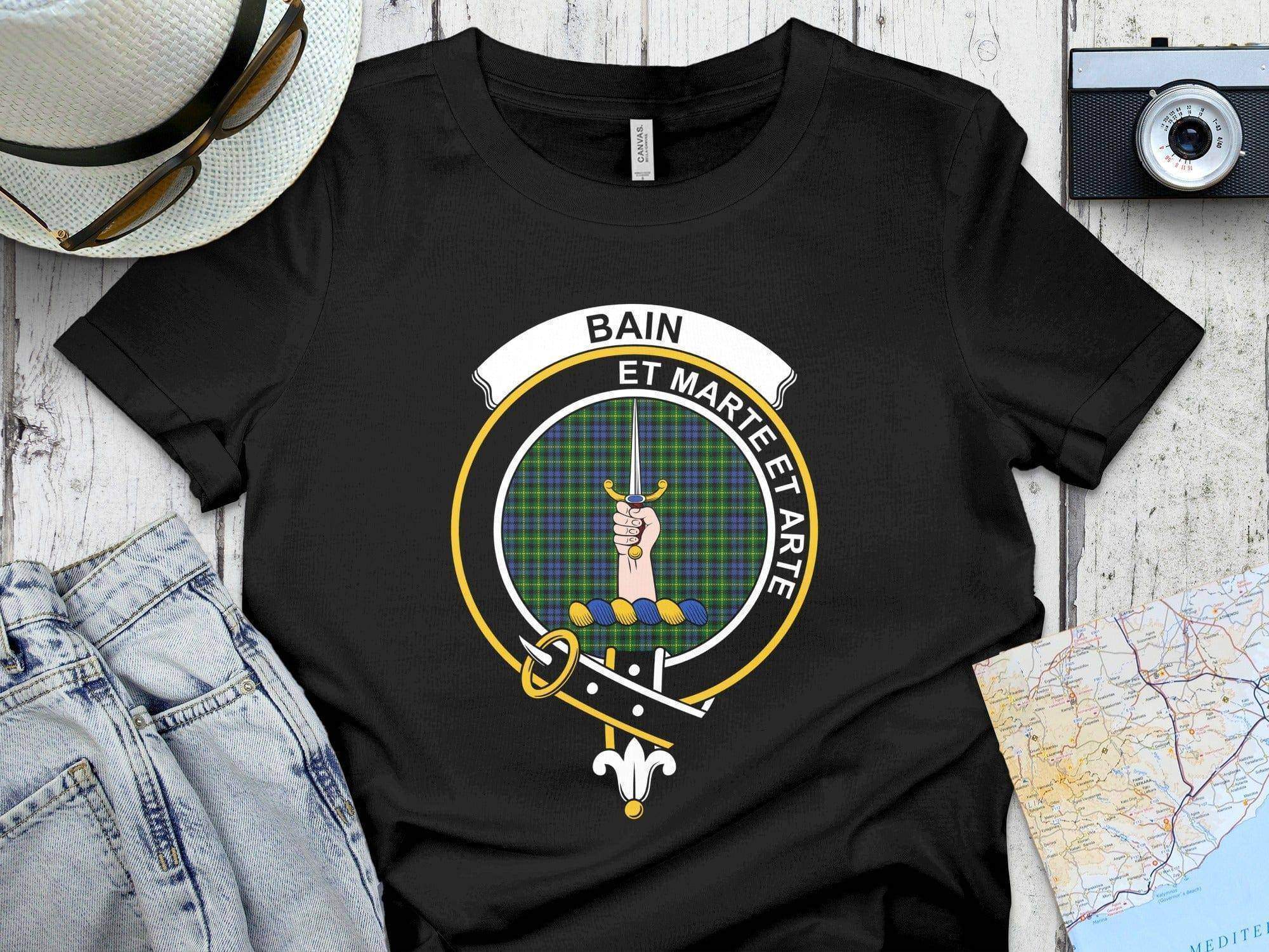 Bain clan crest tartan pattern t-shirt sweatshirt