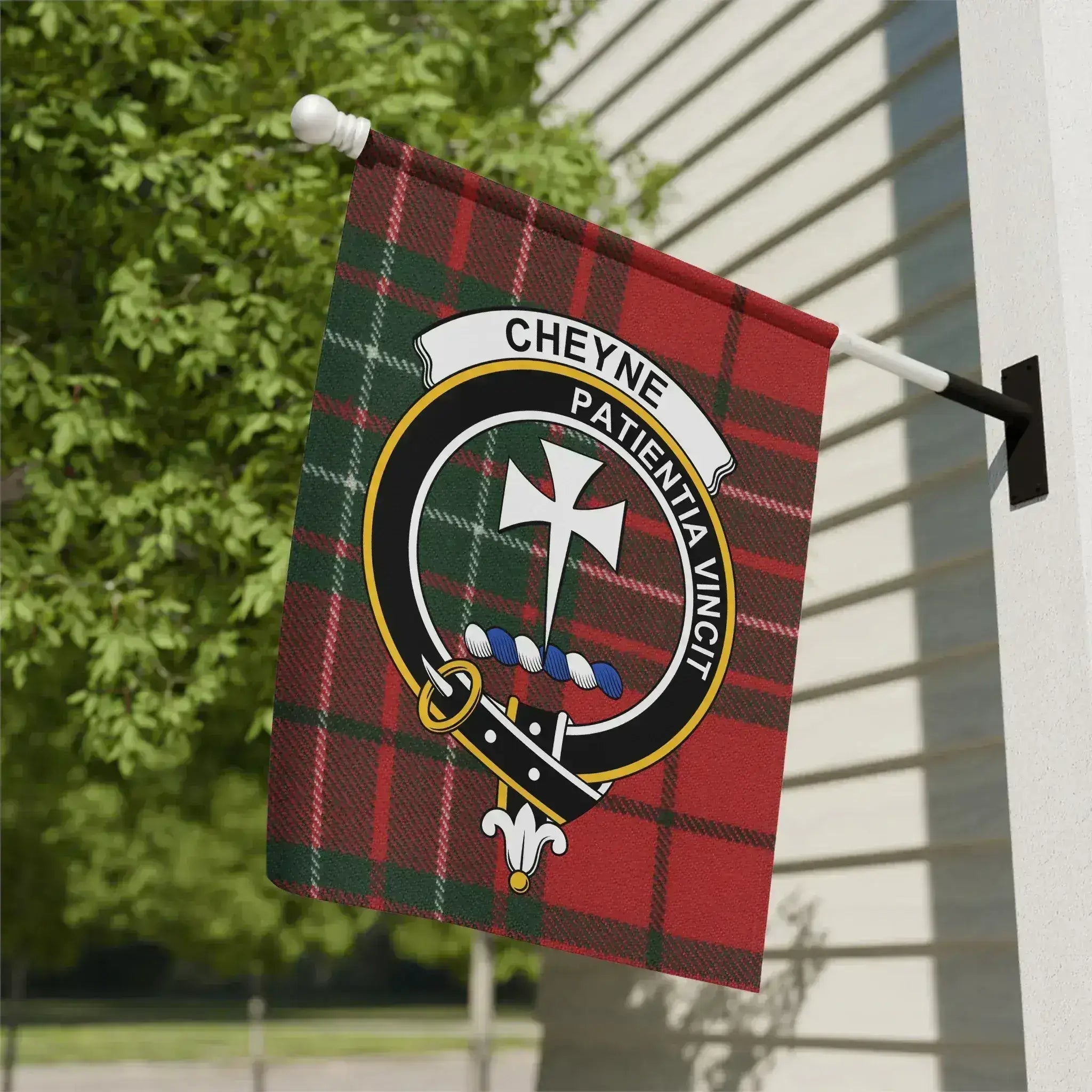 Cheyne clan Scottish tartan garden flag representing Aberdeenshire heritage and the motto Patientia Vincit